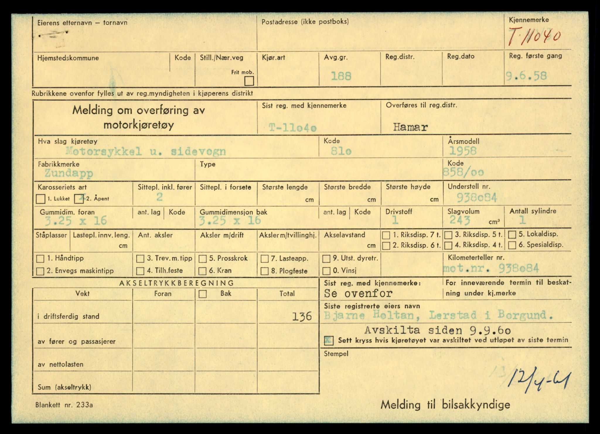 Møre og Romsdal vegkontor - Ålesund trafikkstasjon, AV/SAT-A-4099/F/Fe/L0025: Registreringskort for kjøretøy T 10931 - T 11045, 1927-1998, p. 2936