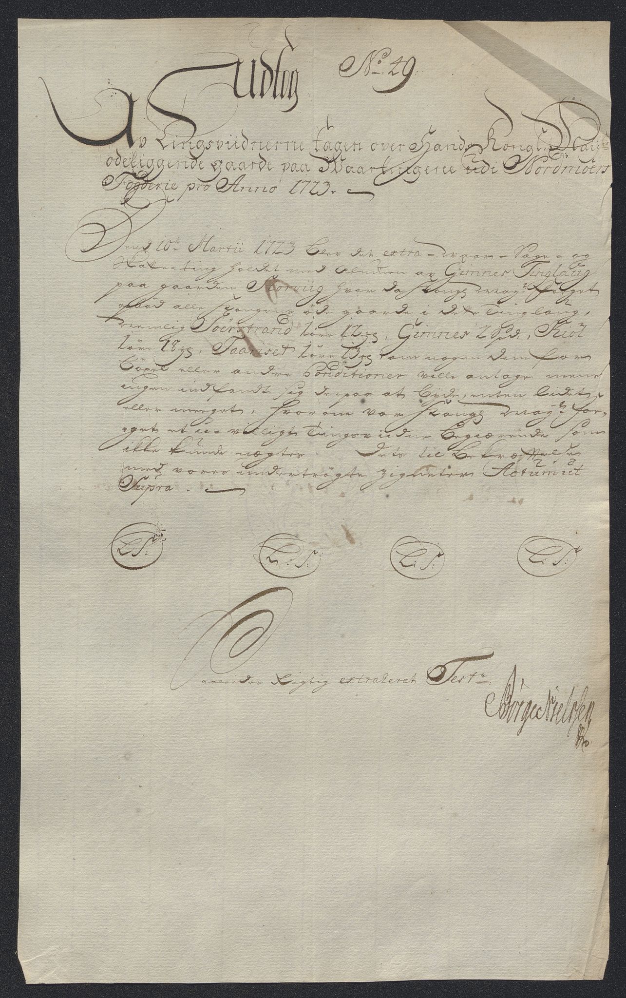 Rentekammeret inntil 1814, Reviderte regnskaper, Fogderegnskap, RA/EA-4092/R56/L3757: Fogderegnskap Nordmøre, 1724, p. 298