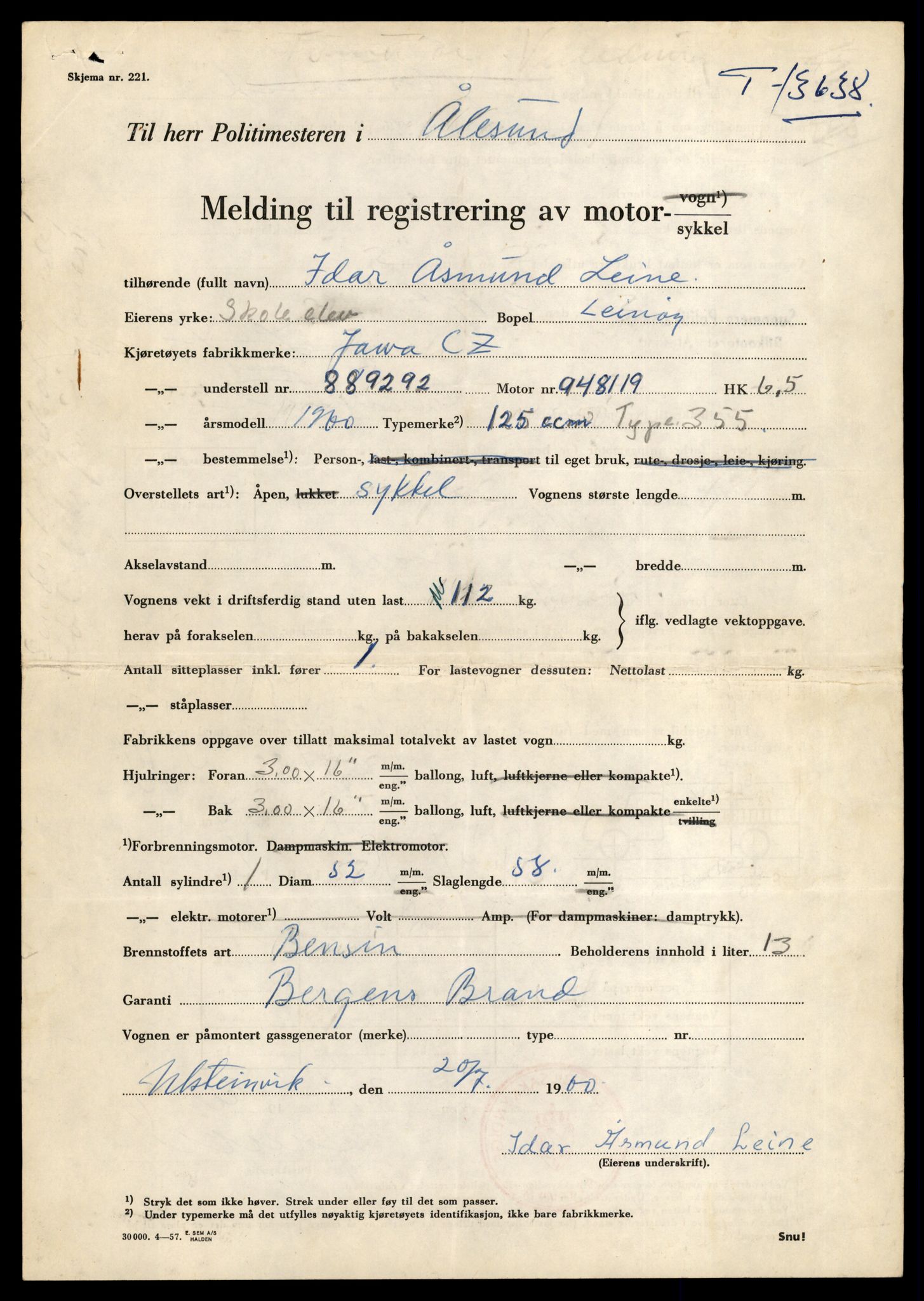 Møre og Romsdal vegkontor - Ålesund trafikkstasjon, AV/SAT-A-4099/F/Fe/L0040: Registreringskort for kjøretøy T 13531 - T 13709, 1927-1998, p. 1891
