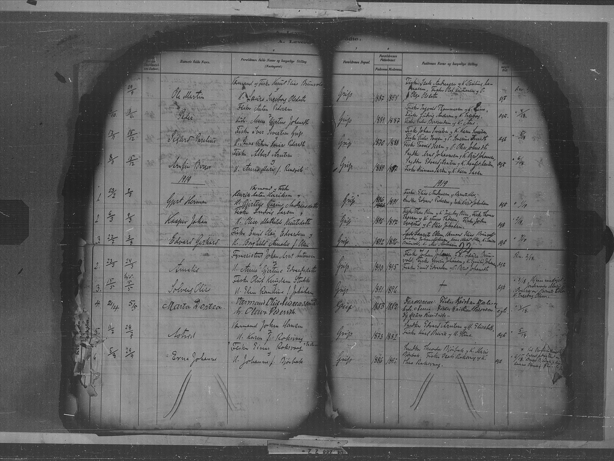 Kristiansund sokneprestkontor, AV/SAT-A-1068/1/I/I1: Parish register (official) no. 36, 1880-1919, p. 22