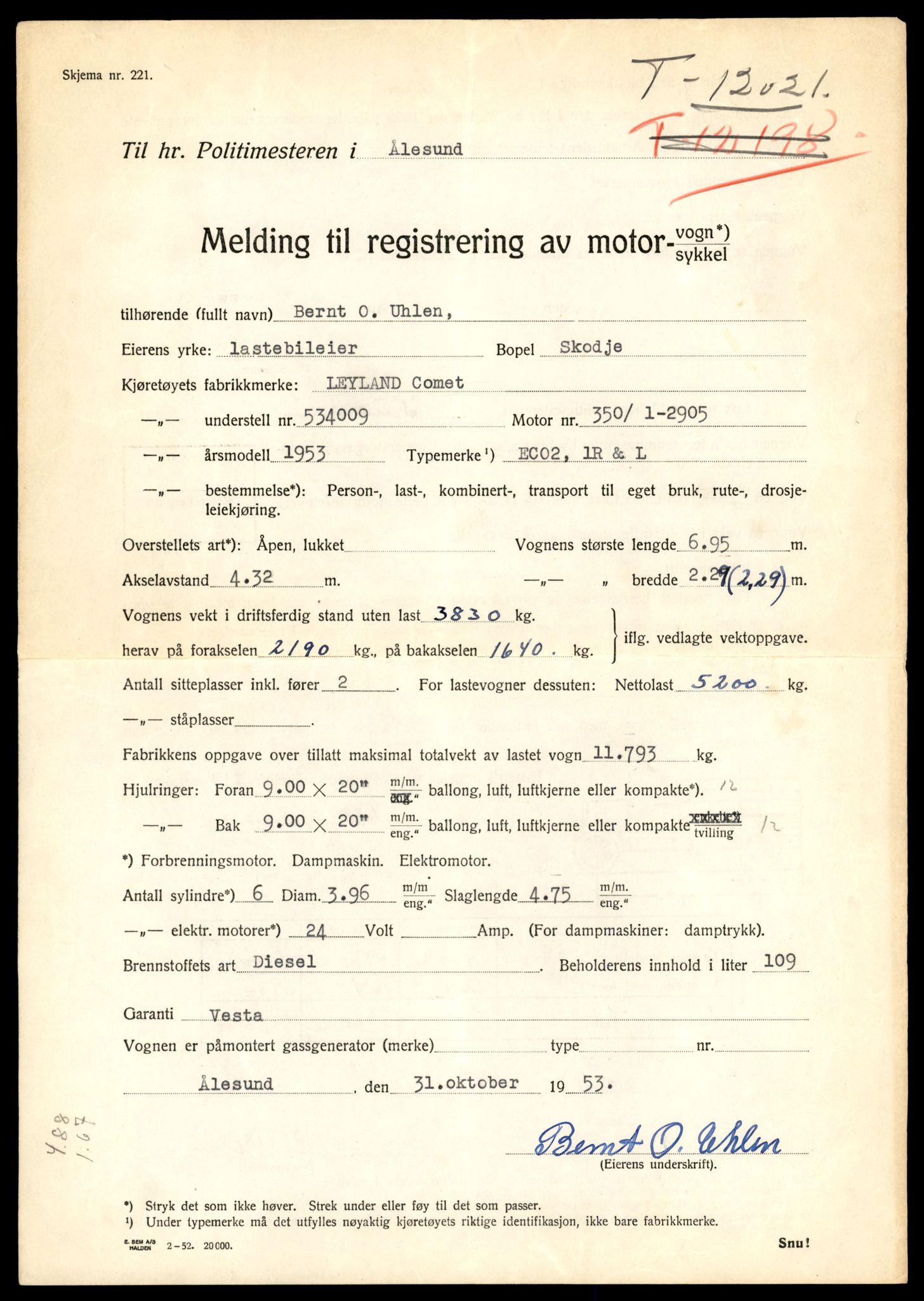Møre og Romsdal vegkontor - Ålesund trafikkstasjon, AV/SAT-A-4099/F/Fe/L0032: Registreringskort for kjøretøy T 11997 - T 12149, 1927-1998, p. 805