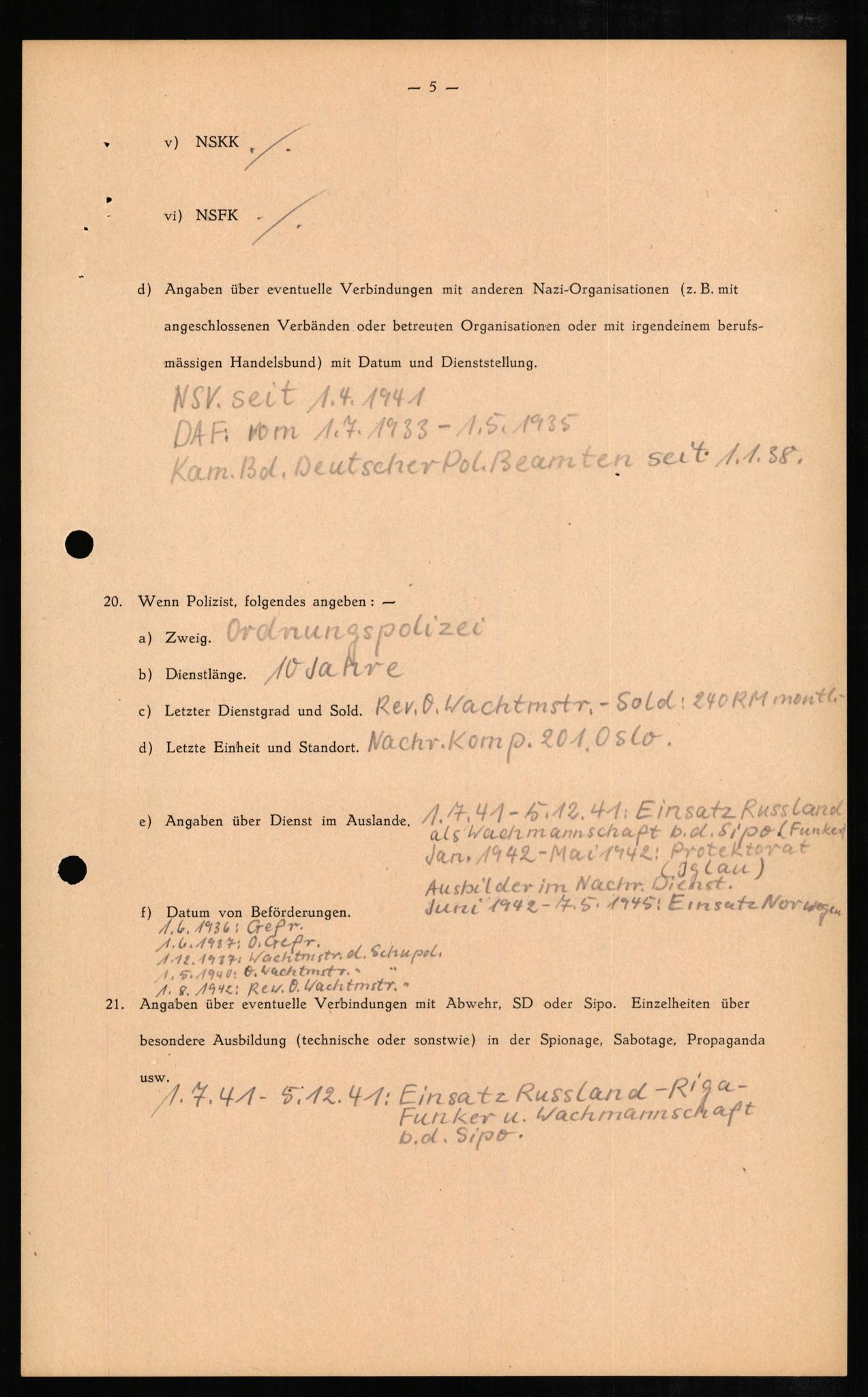 Forsvaret, Forsvarets overkommando II, AV/RA-RAFA-3915/D/Db/L0008: CI Questionaires. Tyske okkupasjonsstyrker i Norge. Tyskere., 1945-1946, p. 120