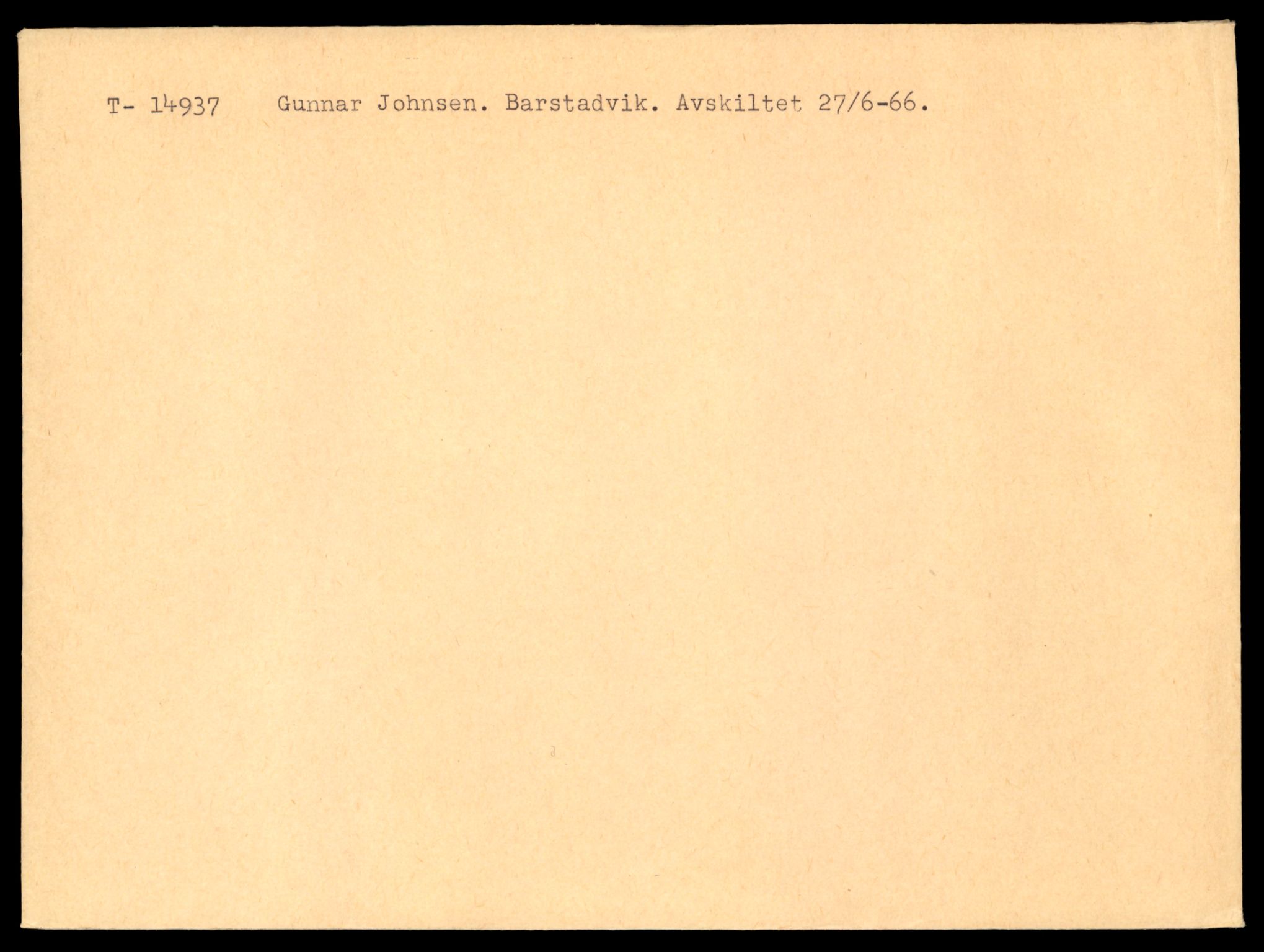 Møre og Romsdal vegkontor - Ålesund trafikkstasjon, AV/SAT-A-4099/F/Fe/L0049: Registreringskort for kjøretøy T 14864 - T 18613, 1927-1998, p. 1681