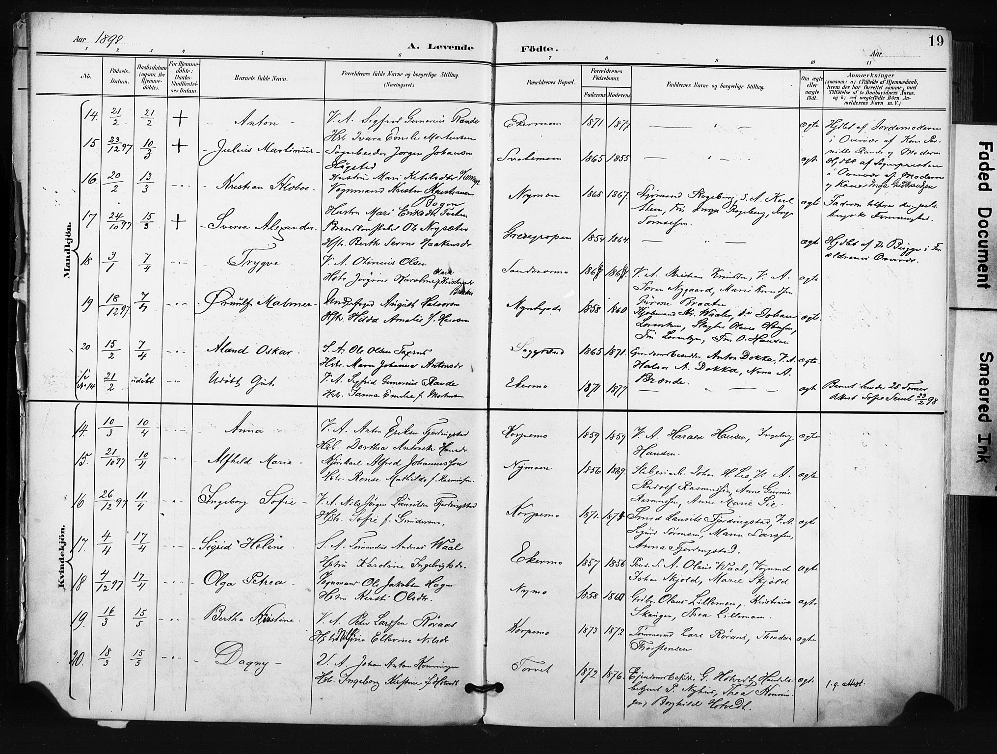 Kongsberg kirkebøker, AV/SAKO-A-22/F/Fb/L0003: Parish register (official) no. II 3, 1896-1905, p. 19