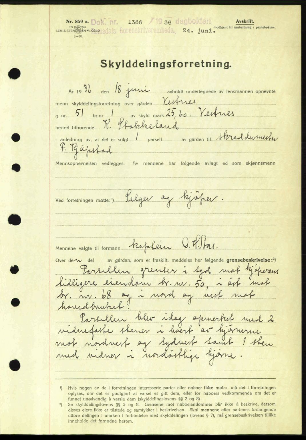 Romsdal sorenskriveri, AV/SAT-A-4149/1/2/2C: Mortgage book no. A1, 1936-1936, Diary no: : 1366/1936