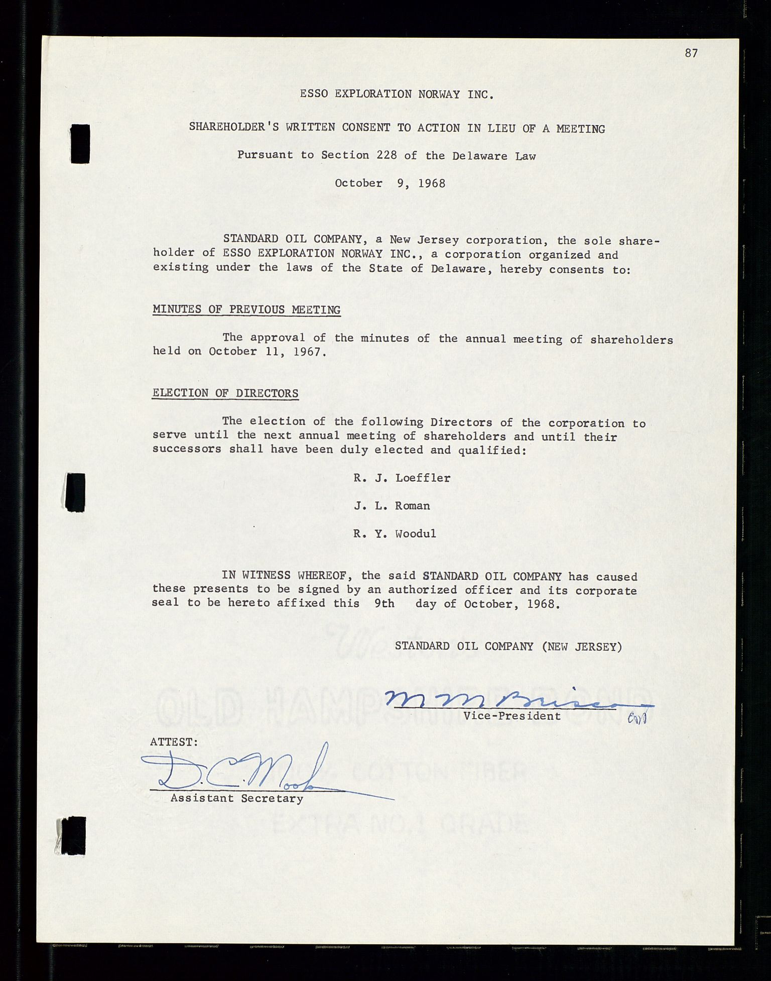 Pa 1512 - Esso Exploration and Production Norway Inc., AV/SAST-A-101917/A/Aa/L0001/0001: Styredokumenter / Corporate records, By-Laws, Board meeting minutes, Incorporations, 1965-1975, p. 87