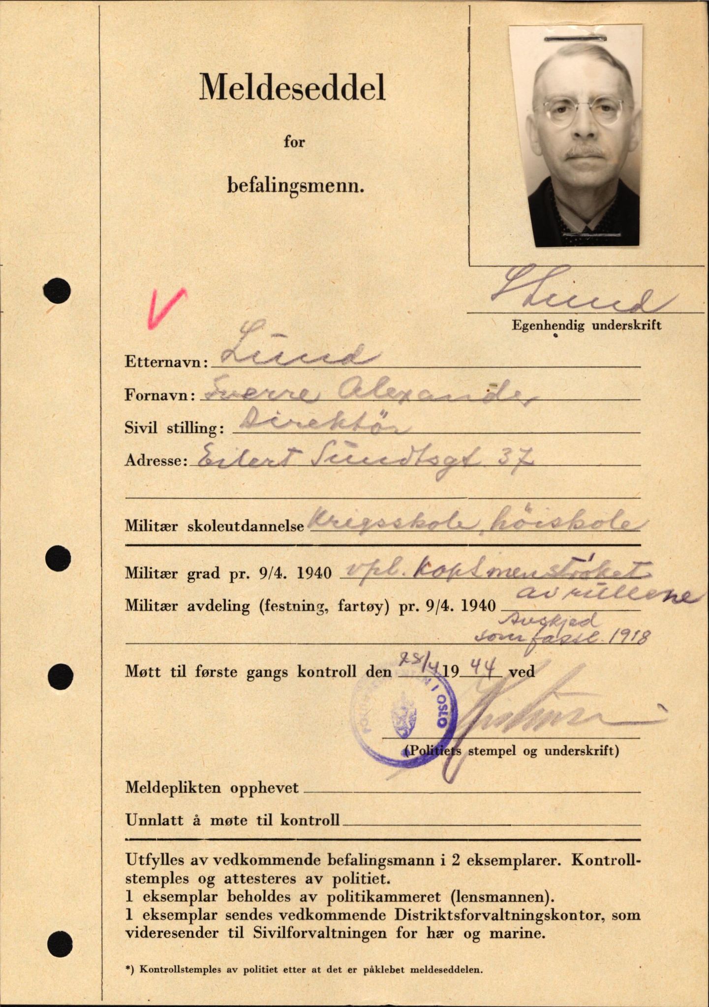 Forsvaret, Forsvarets krigshistoriske avdeling, AV/RA-RAFA-2017/Y/Yf/L0209: II-C-11-2121  -  Okkupasjonstiden.  Meldesedler for befal med foto og oppl. om militær grad 9. apr. 1940., 1944-1945, p. 124