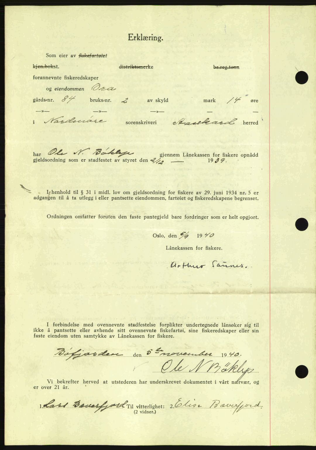 Nordmøre sorenskriveri, AV/SAT-A-4132/1/2/2Ca: Mortgage book no. B87, 1940-1941, Diary no: : 2323/1940