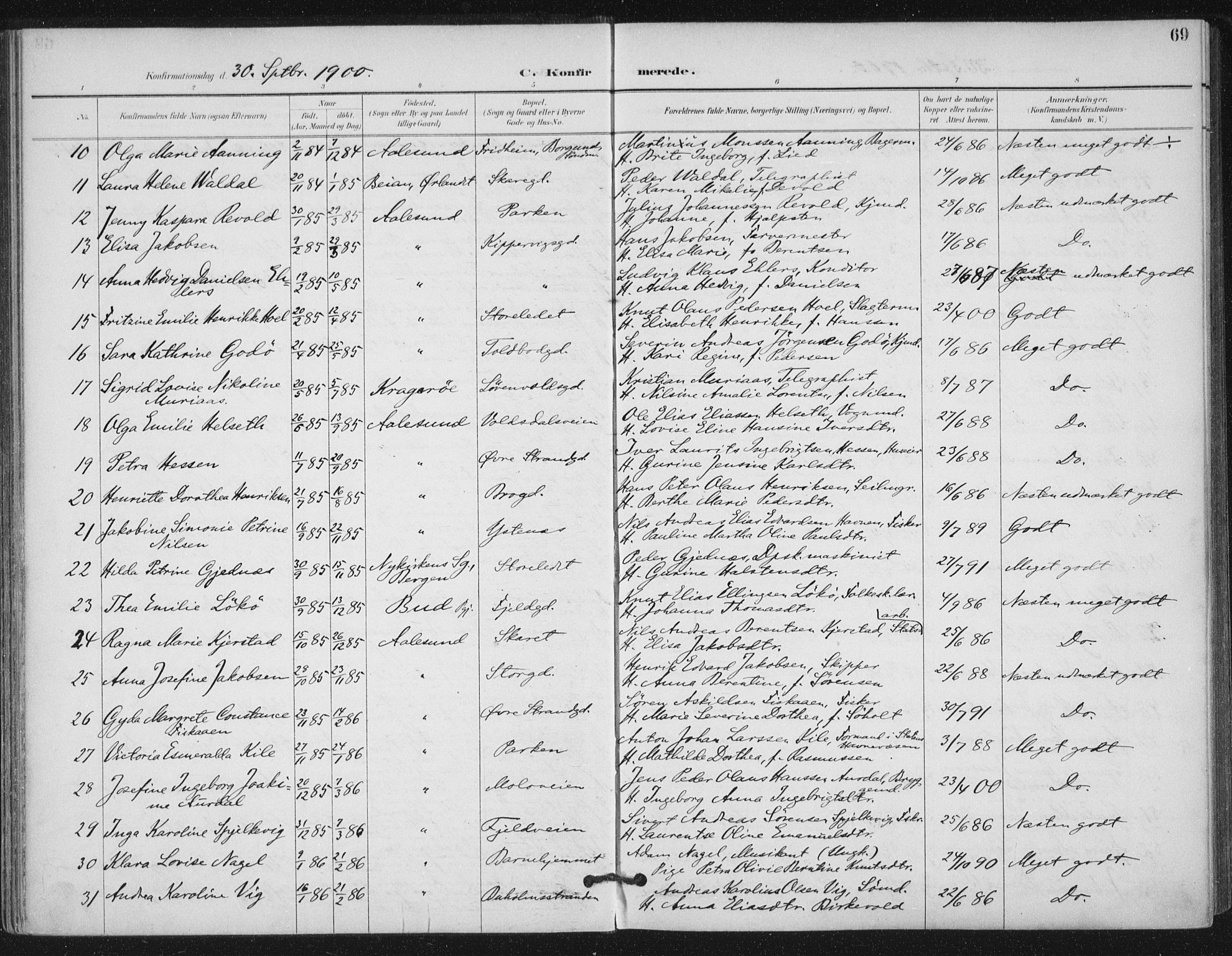 Ministerialprotokoller, klokkerbøker og fødselsregistre - Møre og Romsdal, AV/SAT-A-1454/529/L0457: Parish register (official) no. 529A07, 1894-1903, p. 69