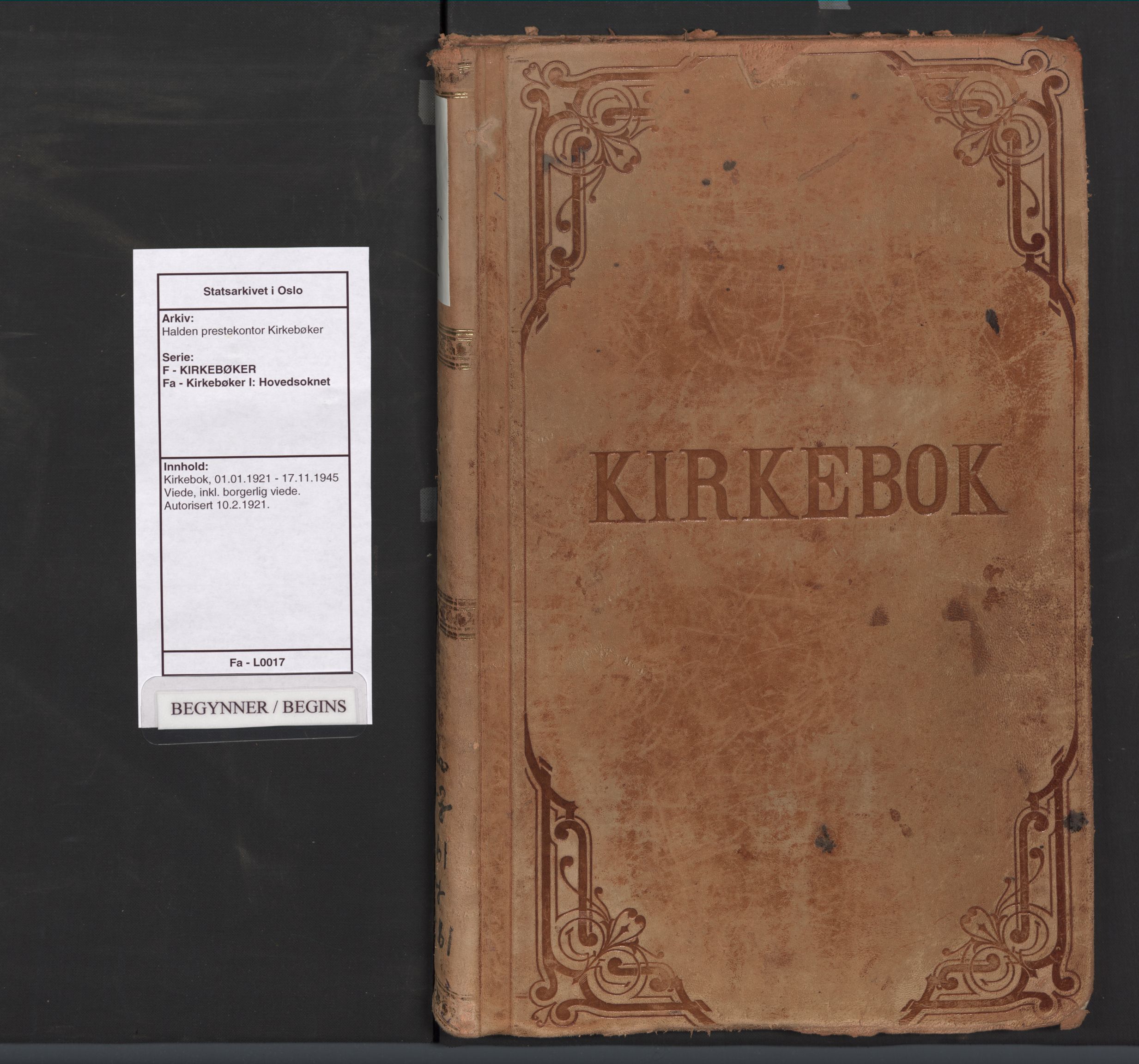 Halden prestekontor Kirkebøker, AV/SAO-A-10909/F/Fa/L0017: Parish register (official) no. I 17, 1921-1945