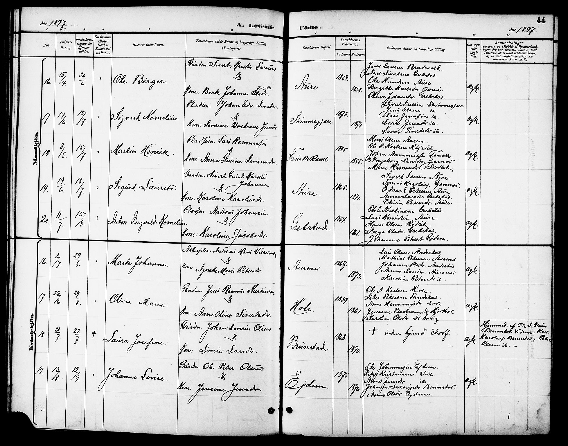 Ministerialprotokoller, klokkerbøker og fødselsregistre - Møre og Romsdal, AV/SAT-A-1454/523/L0340: Parish register (copy) no. 523C03, 1892-1902, p. 44