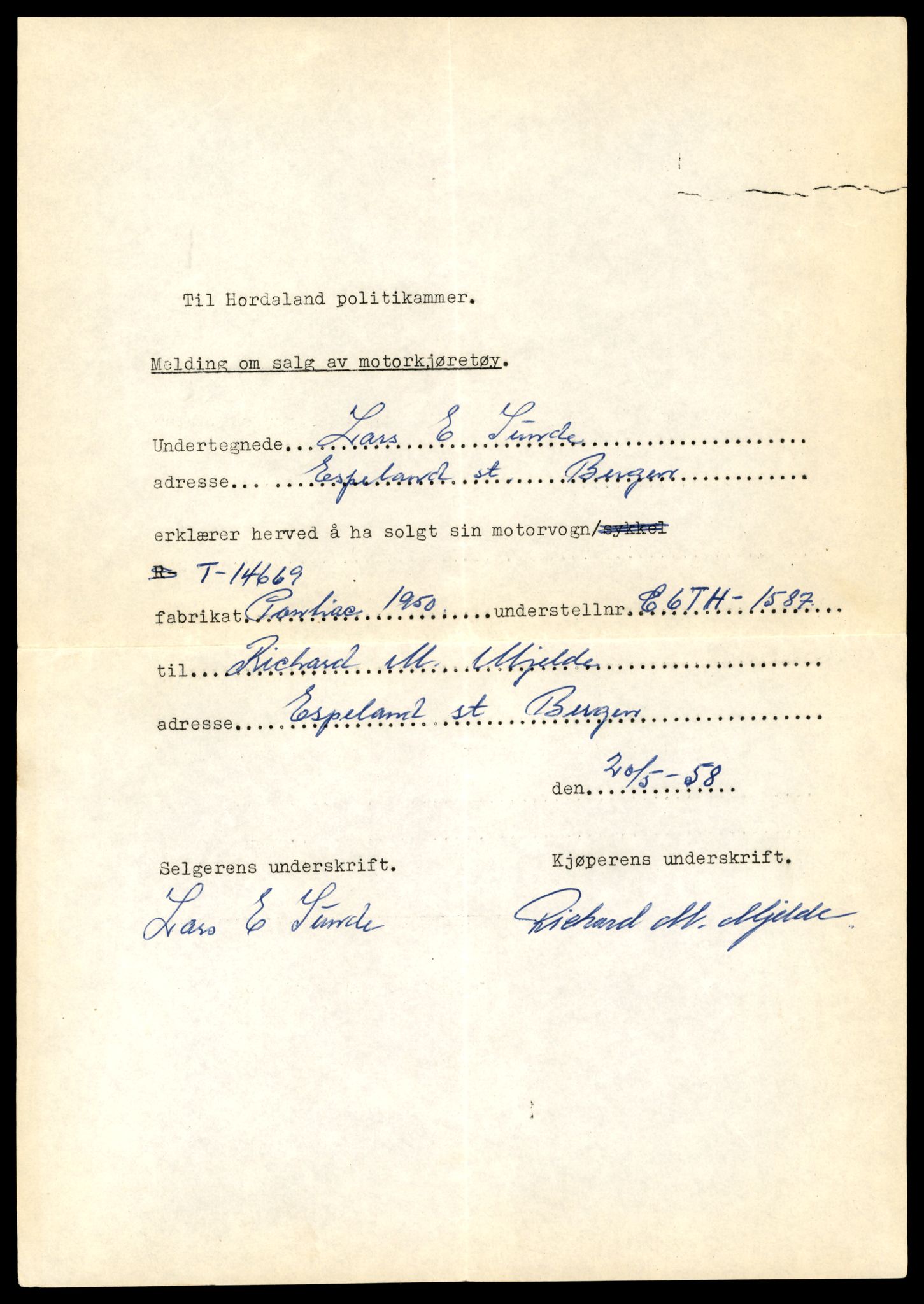 Møre og Romsdal vegkontor - Ålesund trafikkstasjon, AV/SAT-A-4099/F/Fe/L0047: Registreringskort for kjøretøy T 14580 - T 14720, 1927-1998, p. 2093