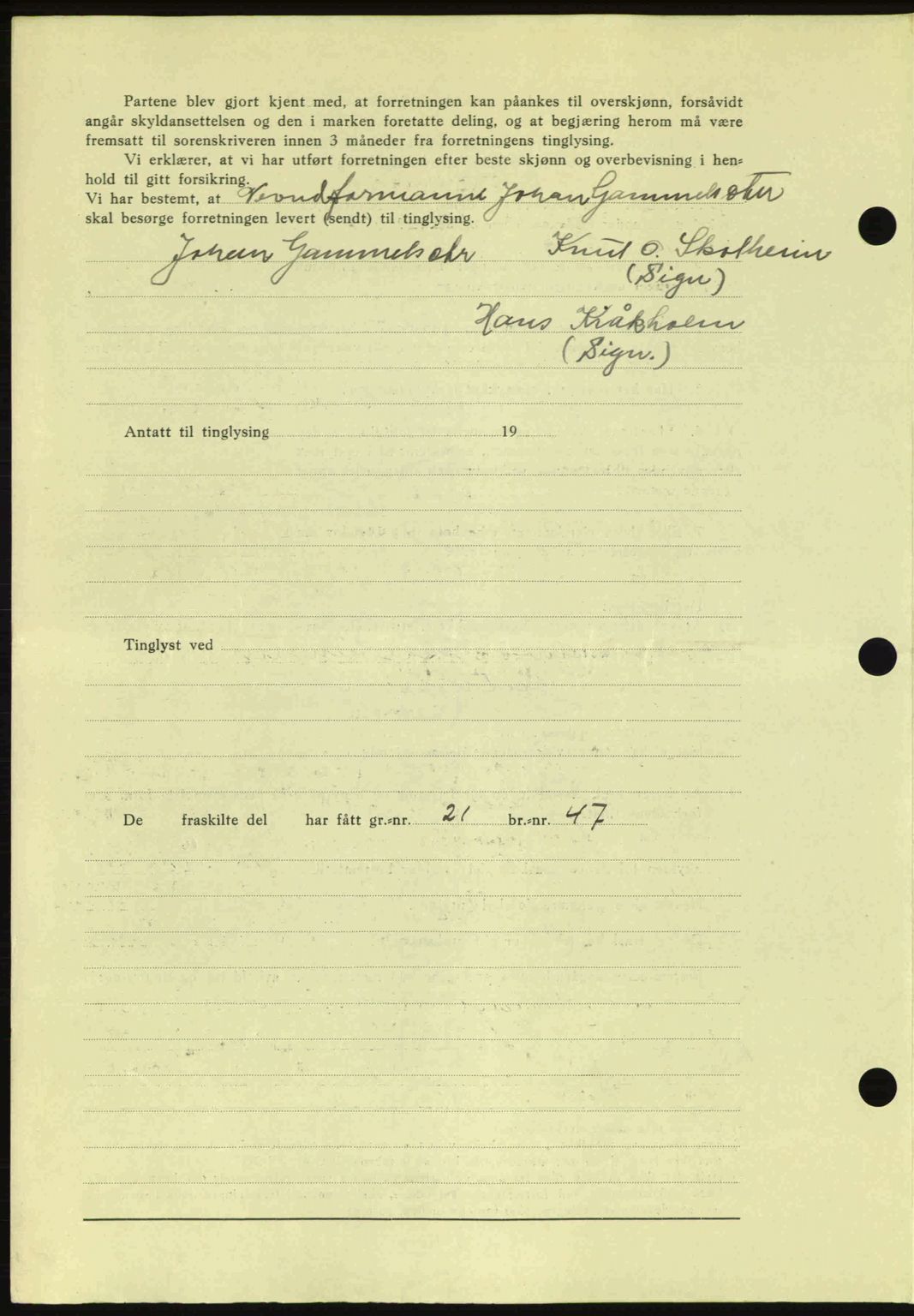 Romsdal sorenskriveri, AV/SAT-A-4149/1/2/2C: Mortgage book no. A14, 1943-1943, Diary no: : 640/1943