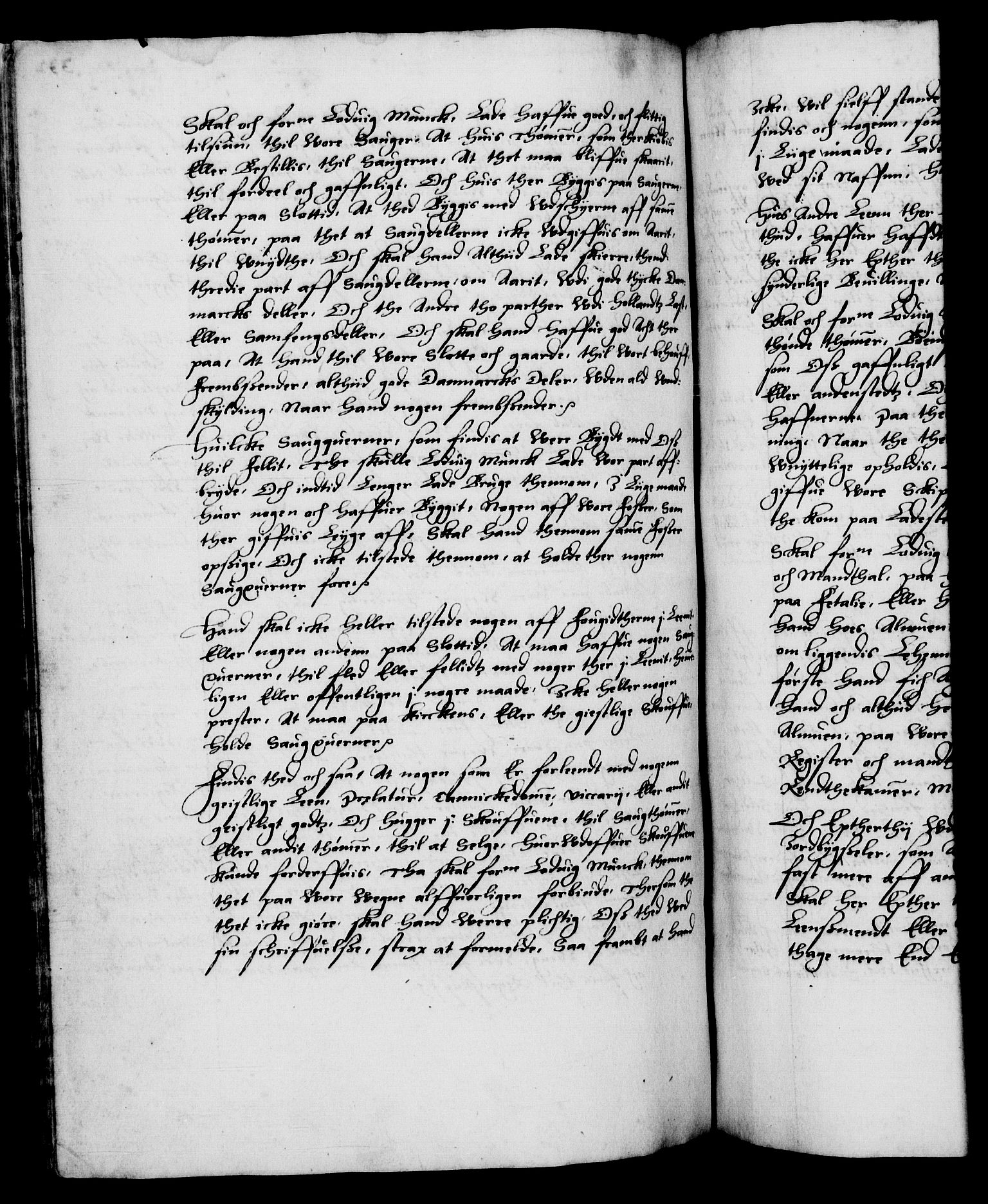 Danske Kanselli 1572-1799, AV/RA-EA-3023/F/Fc/Fca/Fcaa/L0001: Norske registre (mikrofilm), 1572-1588, p. 332b