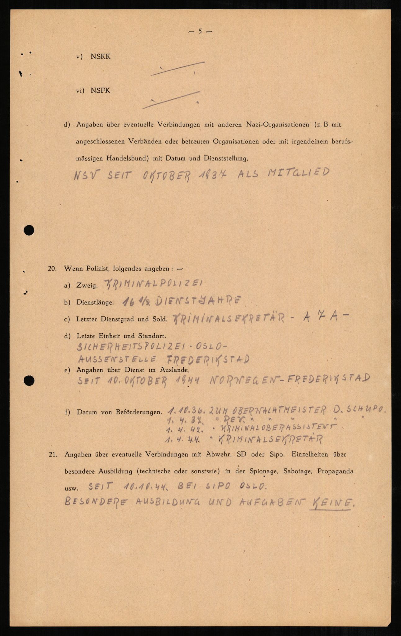 Forsvaret, Forsvarets overkommando II, RA/RAFA-3915/D/Db/L0001: CI Questionaires. Tyske okkupasjonsstyrker i Norge. Tyskere., 1945-1946, p. 58