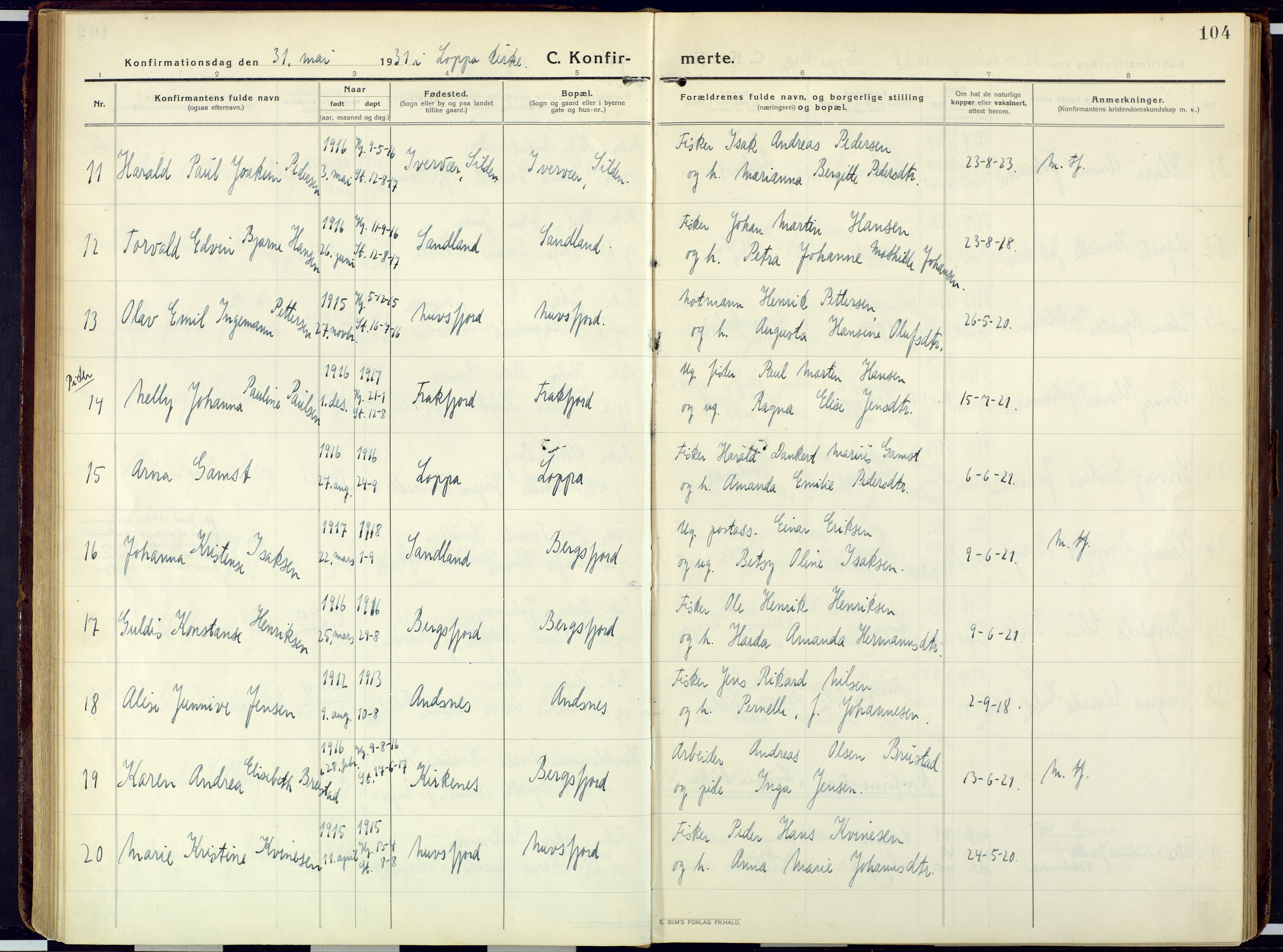 Loppa sokneprestkontor, SATØ/S-1339/H/Ha/L0013kirke: Parish register (official) no. 13, 1920-1932, p. 104