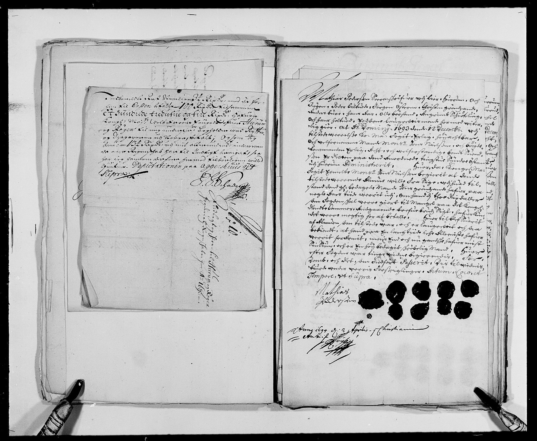 Rentekammeret inntil 1814, Reviderte regnskaper, Fogderegnskap, RA/EA-4092/R29/L1693: Fogderegnskap Hurum og Røyken, 1688-1693, p. 514