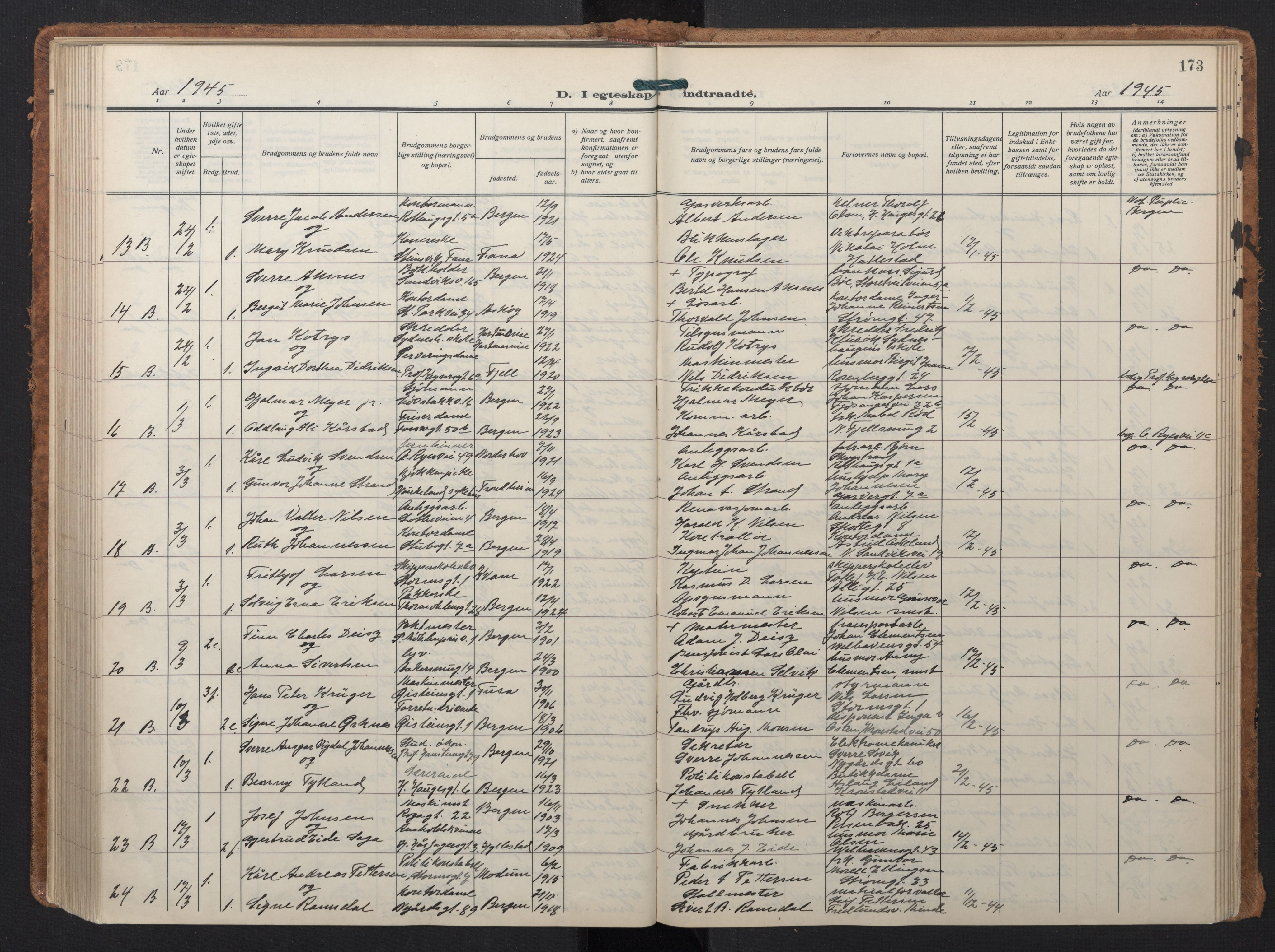 Johanneskirken sokneprestembete, AV/SAB-A-76001/H/Hab: Parish register (copy) no. C 3, 1929-1949, p. 172b-173a