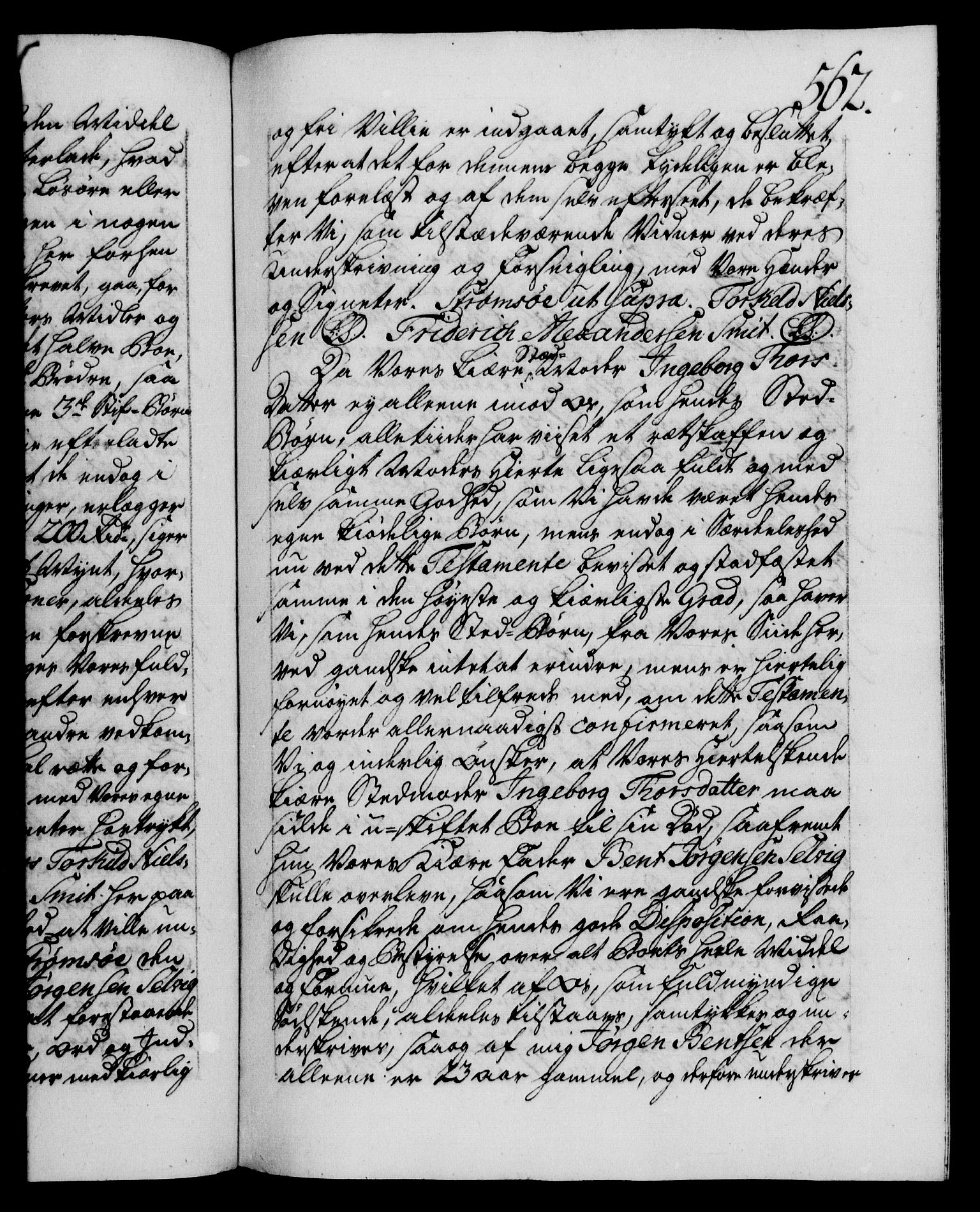 Danske Kanselli 1572-1799, AV/RA-EA-3023/F/Fc/Fca/Fcaa/L0034: Norske registre, 1745-1746, p. 562a