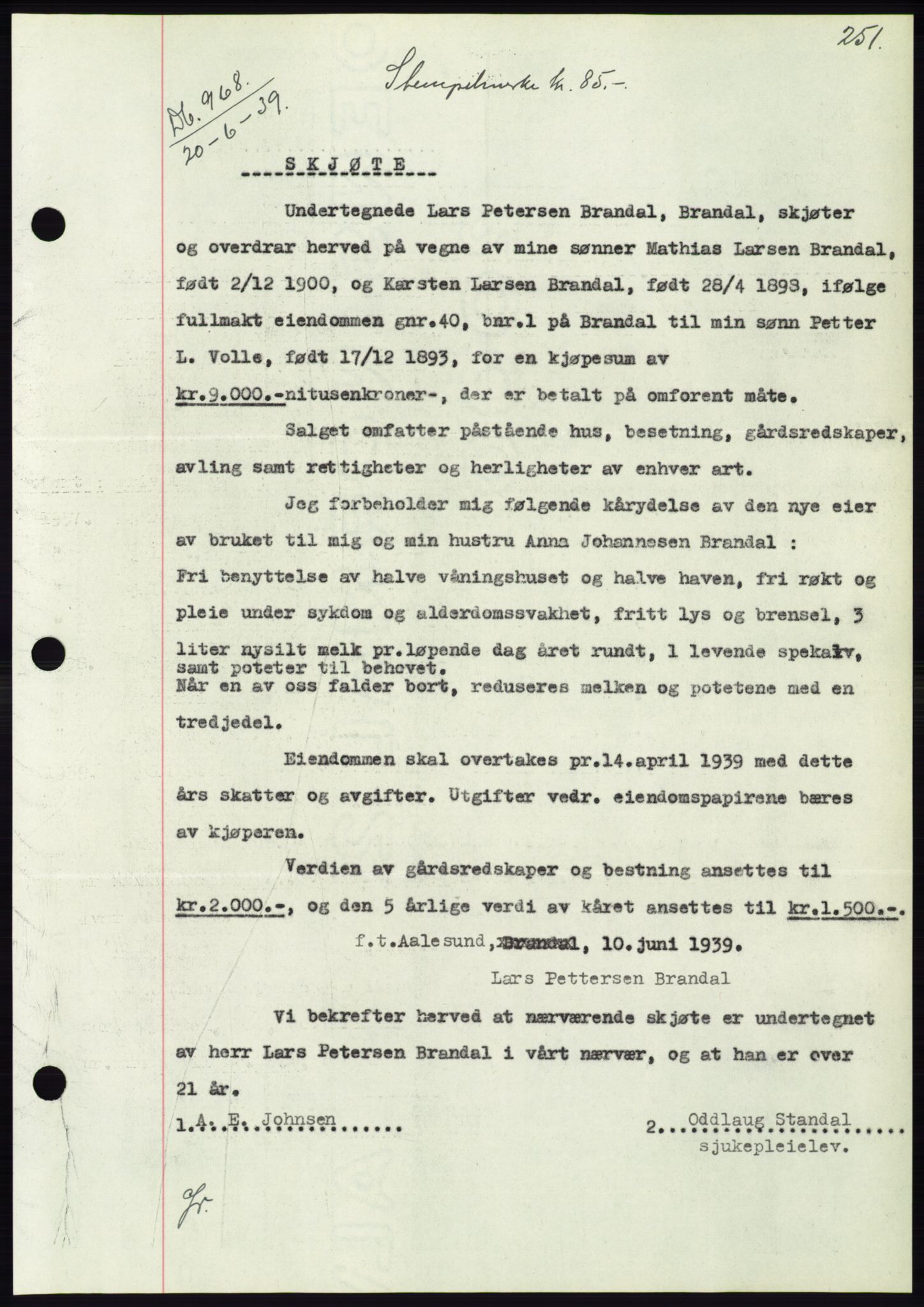 Søre Sunnmøre sorenskriveri, AV/SAT-A-4122/1/2/2C/L0068: Mortgage book no. 62, 1939-1939, Diary no: : 966/1939