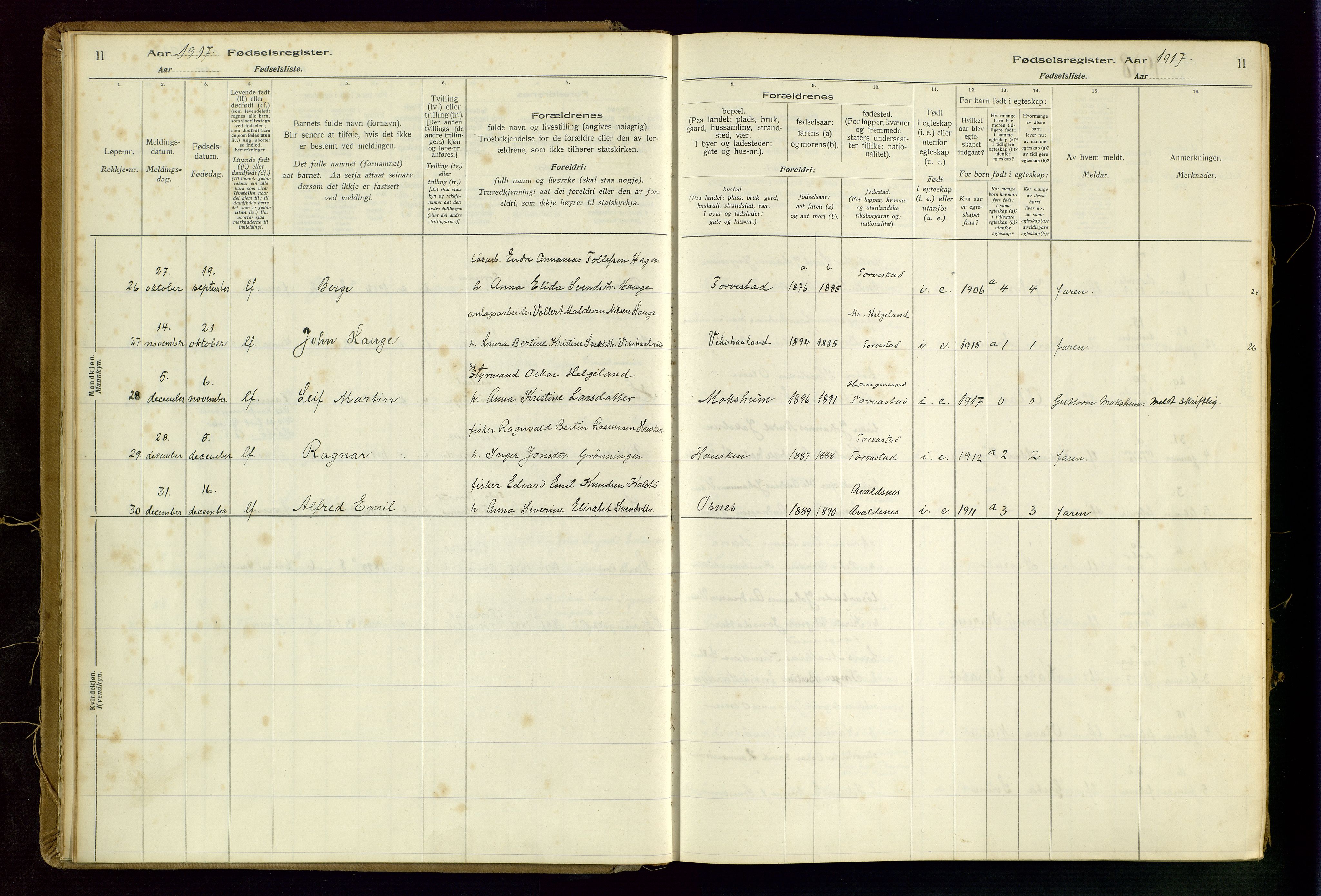 Torvastad sokneprestkontor, AV/SAST-A -101857/I/Id/L0002: Birth register no. 2, 1916-1950, p. 11