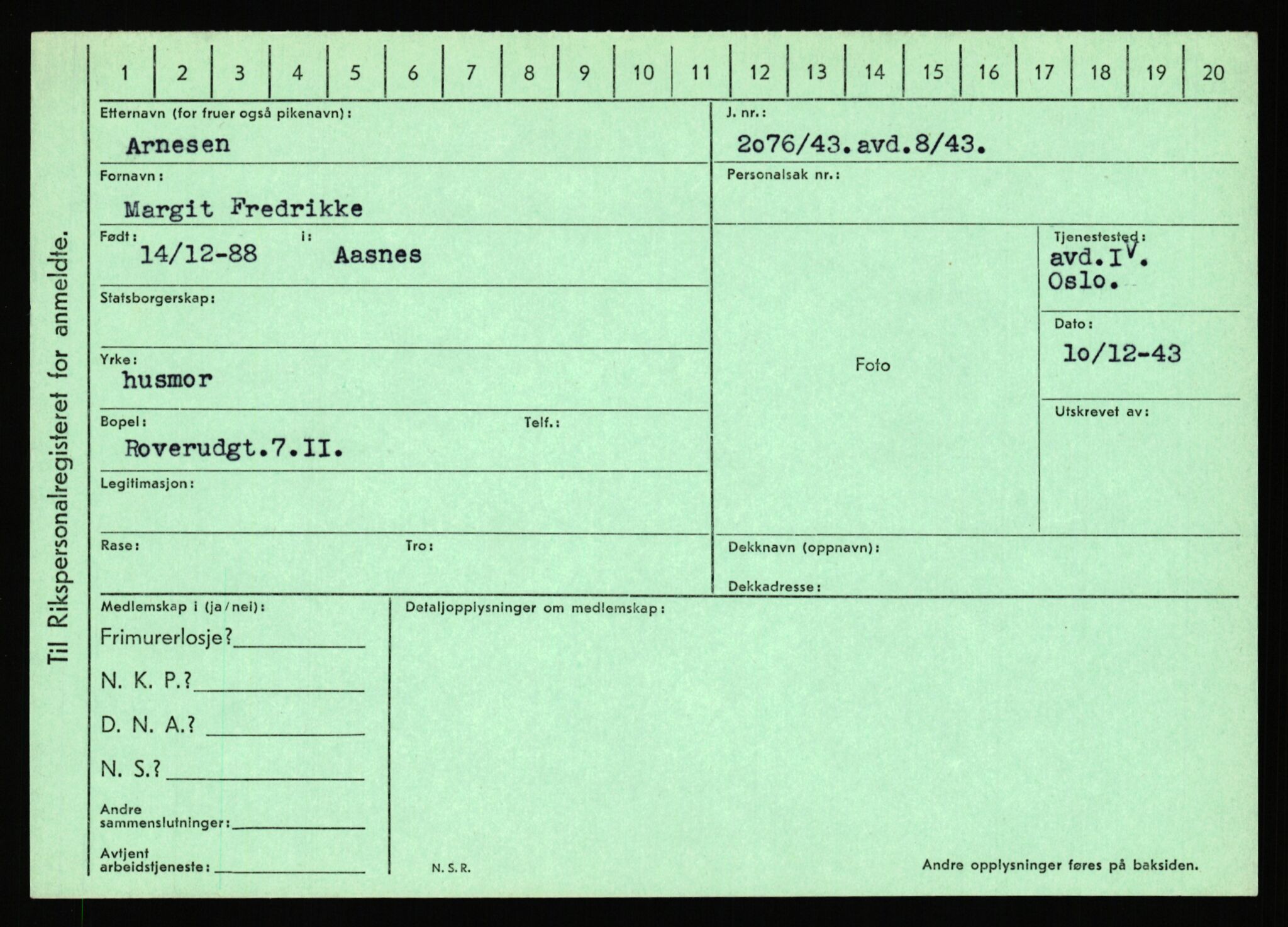 Statspolitiet - Hovedkontoret / Osloavdelingen, AV/RA-S-1329/C/Ca/L0002: Arneberg - Brand, 1943-1945, p. 138