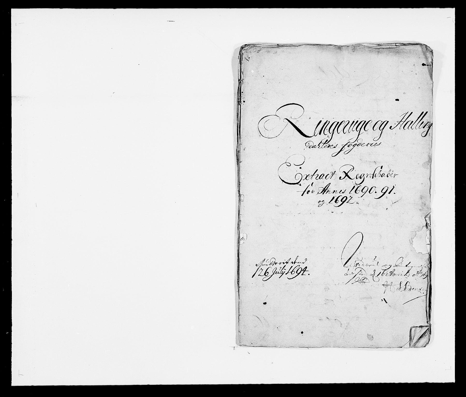 Rentekammeret inntil 1814, Reviderte regnskaper, Fogderegnskap, RA/EA-4092/R21/L1448: Fogderegnskap Ringerike og Hallingdal, 1690-1692, p. 1