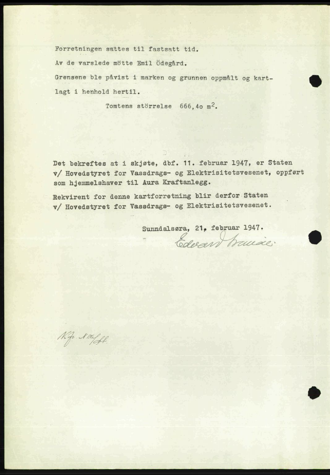 Nordmøre sorenskriveri, AV/SAT-A-4132/1/2/2Ca: Mortgage book no. A104, 1947-1947, Diary no: : 450/1947