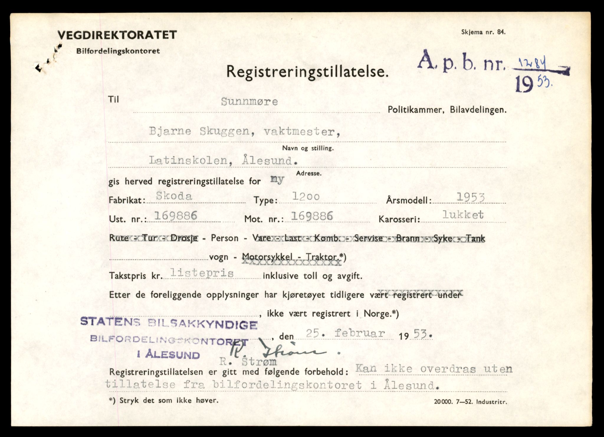 Møre og Romsdal vegkontor - Ålesund trafikkstasjon, AV/SAT-A-4099/F/Fe/L0043: Registreringskort for kjøretøy T 14080 - T 14204, 1927-1998, p. 77