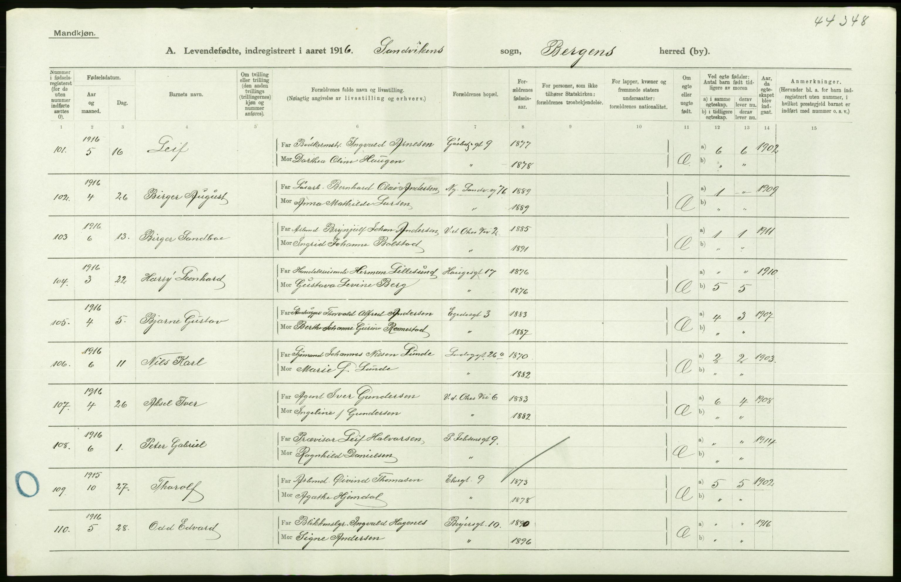 Statistisk sentralbyrå, Sosiodemografiske emner, Befolkning, AV/RA-S-2228/D/Df/Dfb/Dfbf/L0037: Bergen: Levendefødte menn og kvinner., 1916, p. 32