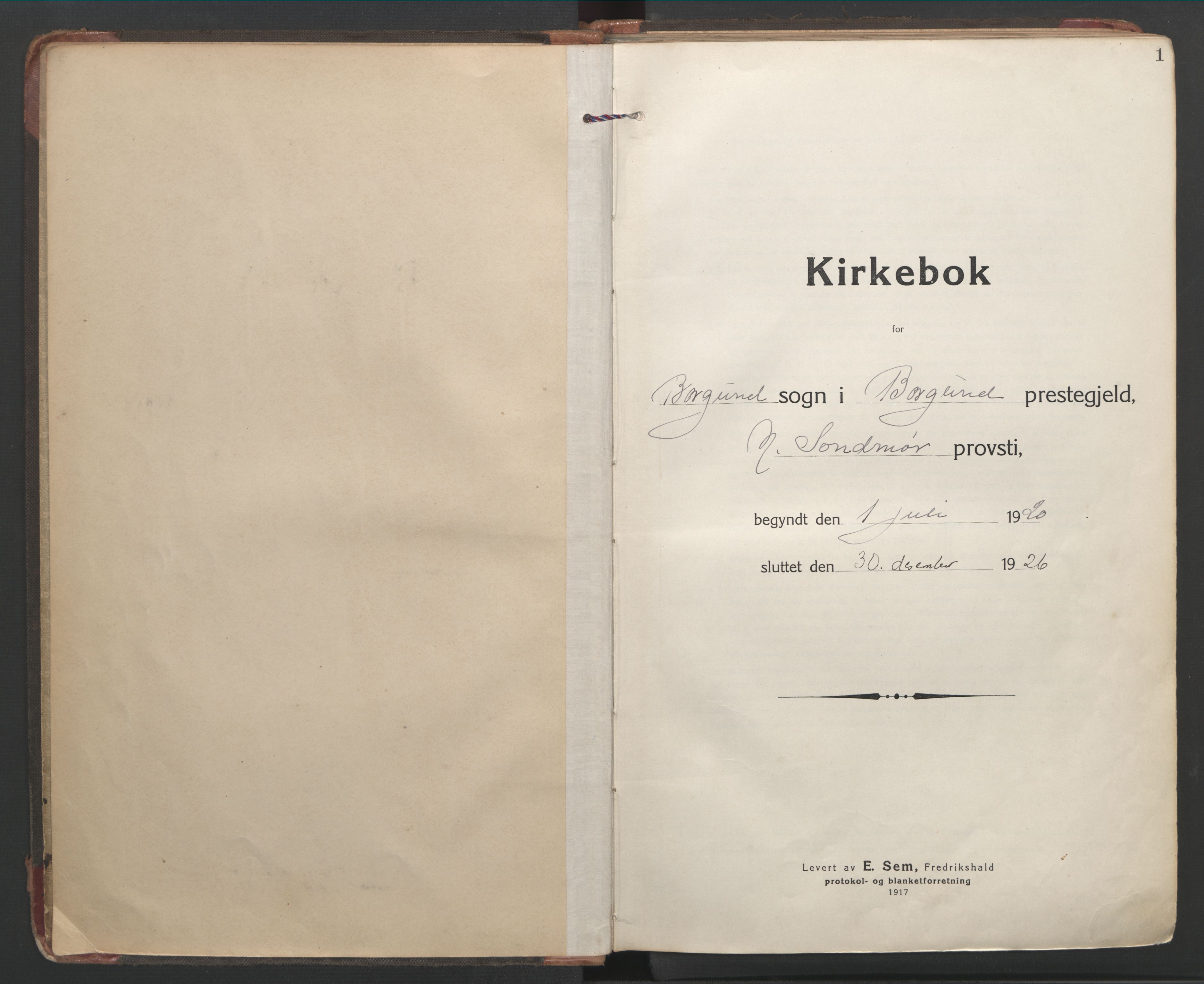 Ministerialprotokoller, klokkerbøker og fødselsregistre - Møre og Romsdal, SAT/A-1454/528/L0412: Parish register (official) no. 528A21, 1920-1926, p. 1