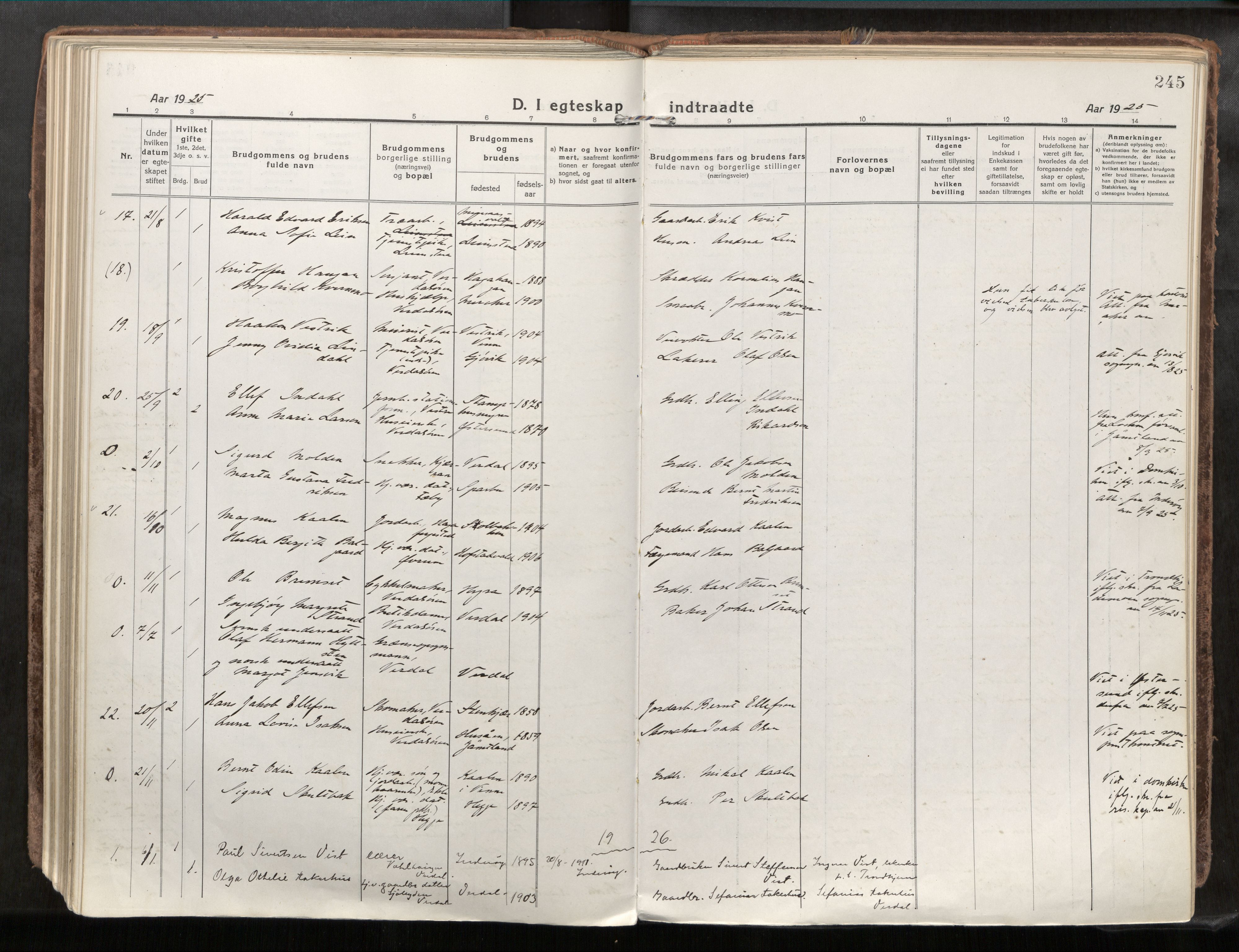 Verdal sokneprestkontor, SAT/A-1156/2/H/Haa/L0001: Parish register (official) no. 1, 1917-1932, p. 245