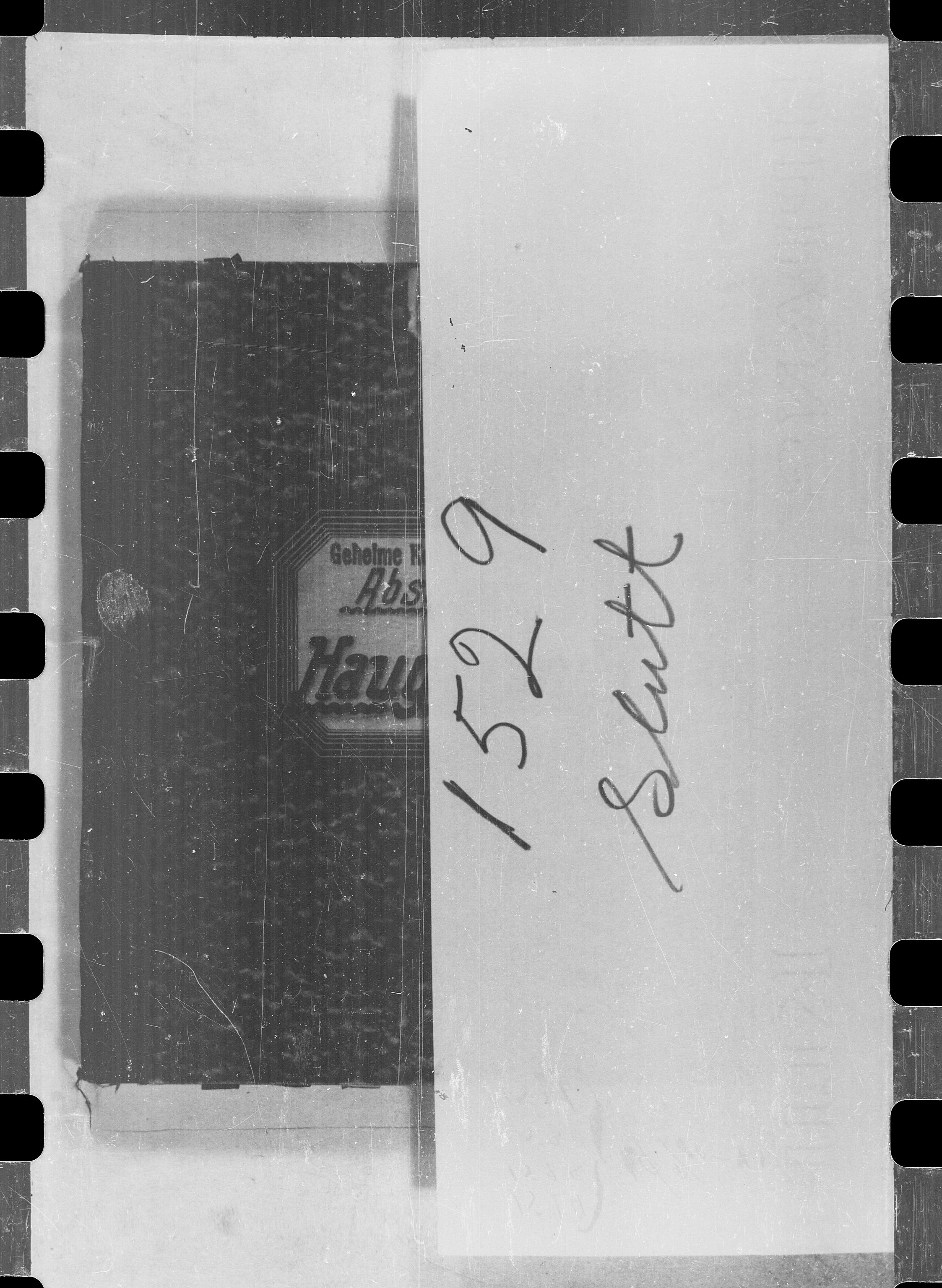 Documents Section, RA/RAFA-2200/V/L0070: Film med LMDC Serial Number., 1940-1945, p. 794