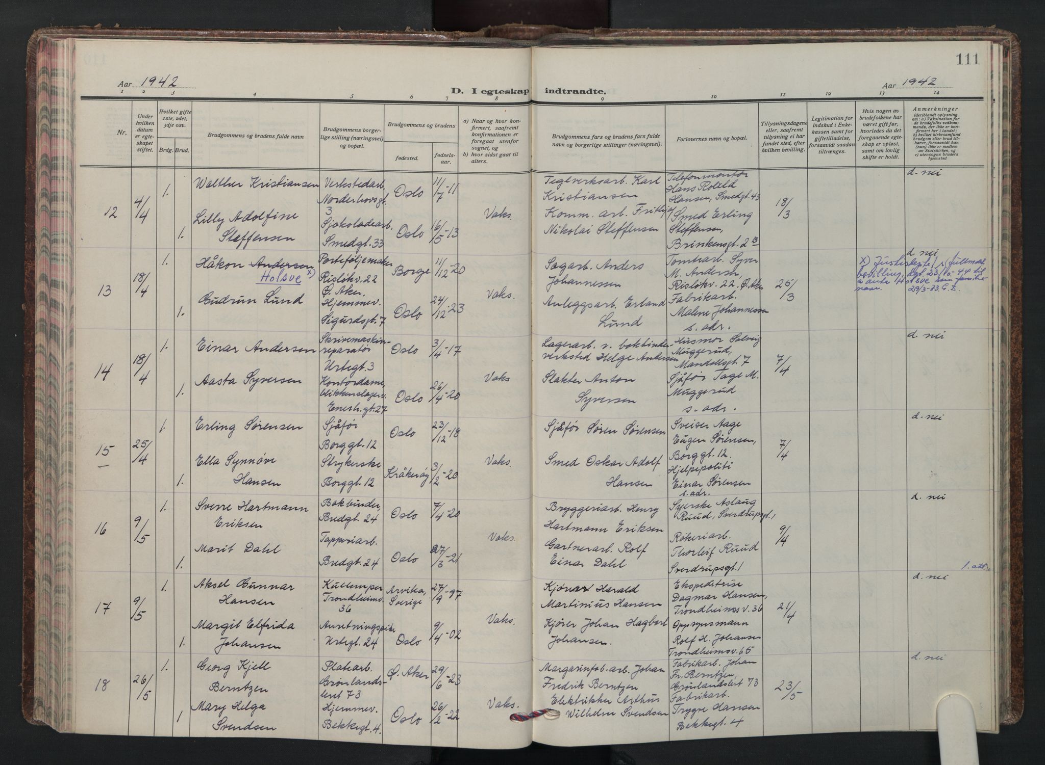 Grønland prestekontor Kirkebøker, AV/SAO-A-10848/F/Fa/L0020: Parish register (official) no. 20, 1935-1946, p. 111