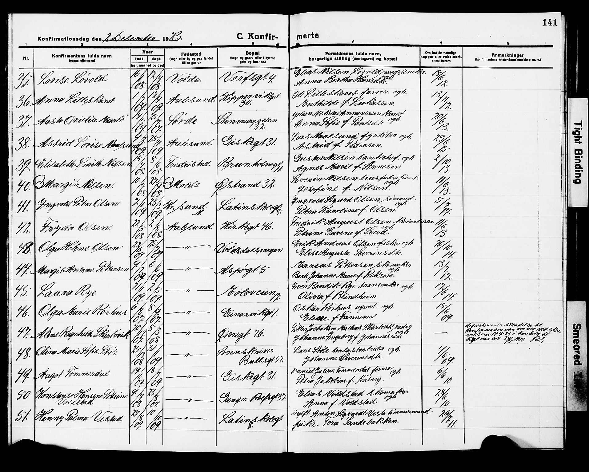 Ministerialprotokoller, klokkerbøker og fødselsregistre - Møre og Romsdal, AV/SAT-A-1454/529/L0472: Parish register (copy) no. 529C09, 1917-1929, p. 141