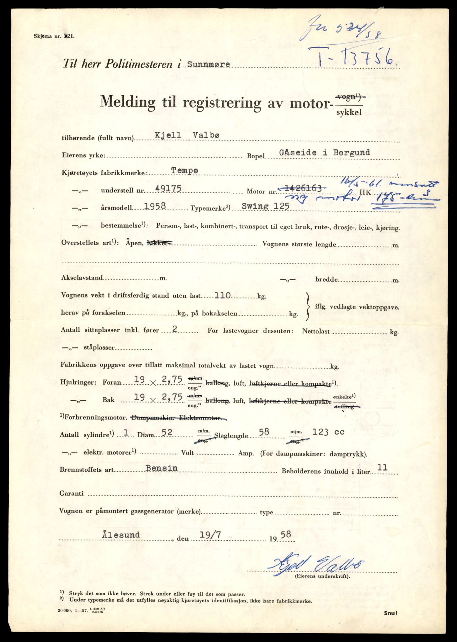 Møre og Romsdal vegkontor - Ålesund trafikkstasjon, AV/SAT-A-4099/F/Fe/L0041: Registreringskort for kjøretøy T 13710 - T 13905, 1927-1998, p. 819