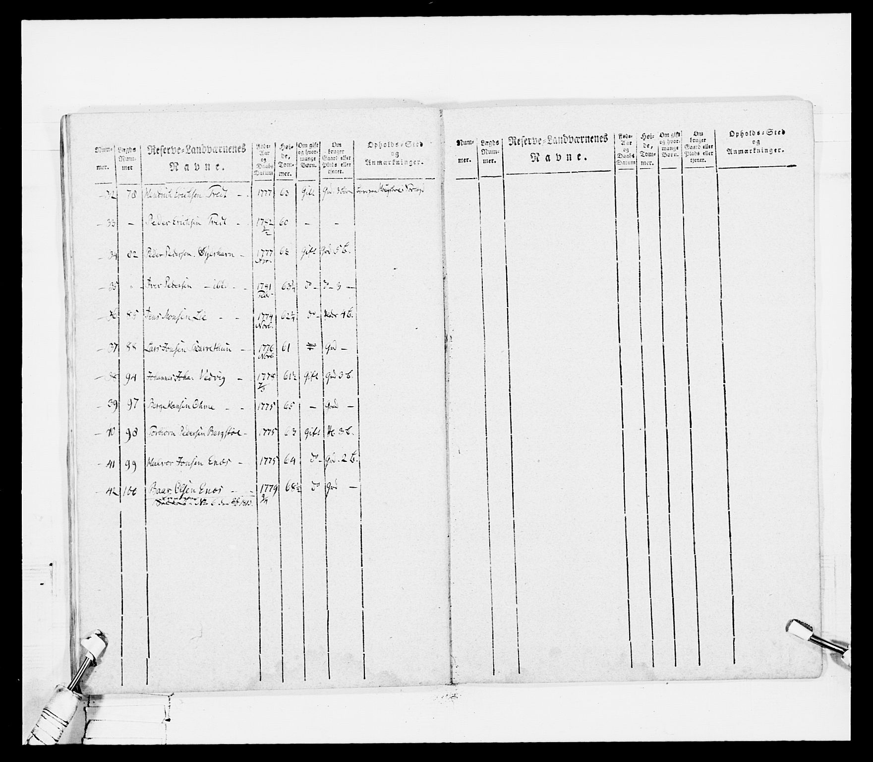 Generalitets- og kommissariatskollegiet, Det kongelige norske kommissariatskollegium, RA/EA-5420/E/Eh/L0099: Bergenhusiske nasjonale infanteriregiment, 1812, p. 317