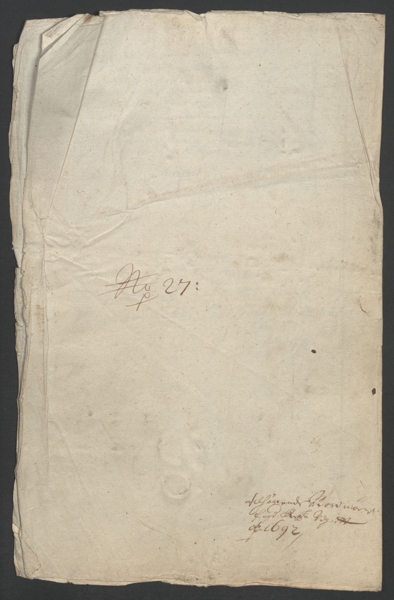 Rentekammeret inntil 1814, Reviderte regnskaper, Fogderegnskap, RA/EA-4092/R56/L3735: Fogderegnskap Nordmøre, 1692-1693, p. 236