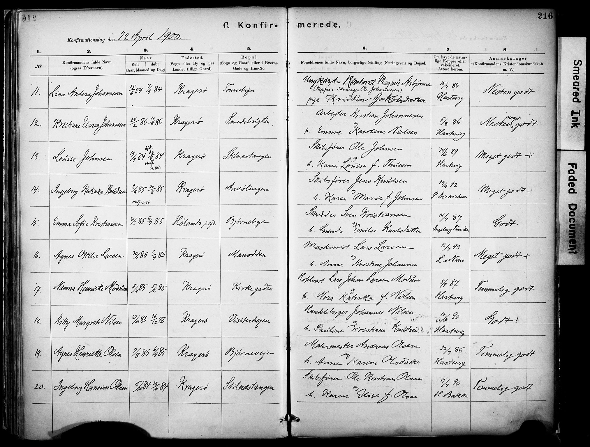 Kragerø kirkebøker, SAKO/A-278/F/Fa/L0012: Parish register (official) no. 12, 1880-1904, p. 216