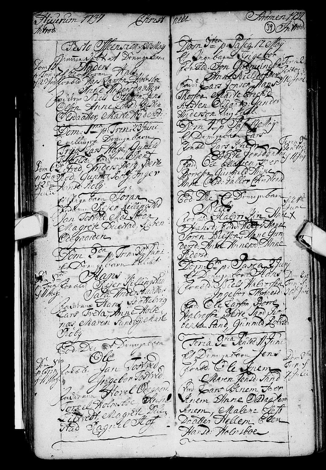 Hurum kirkebøker, AV/SAKO-A-229/F/Fa/L0002: Parish register (official) no. 2, 1733-1757, p. 39