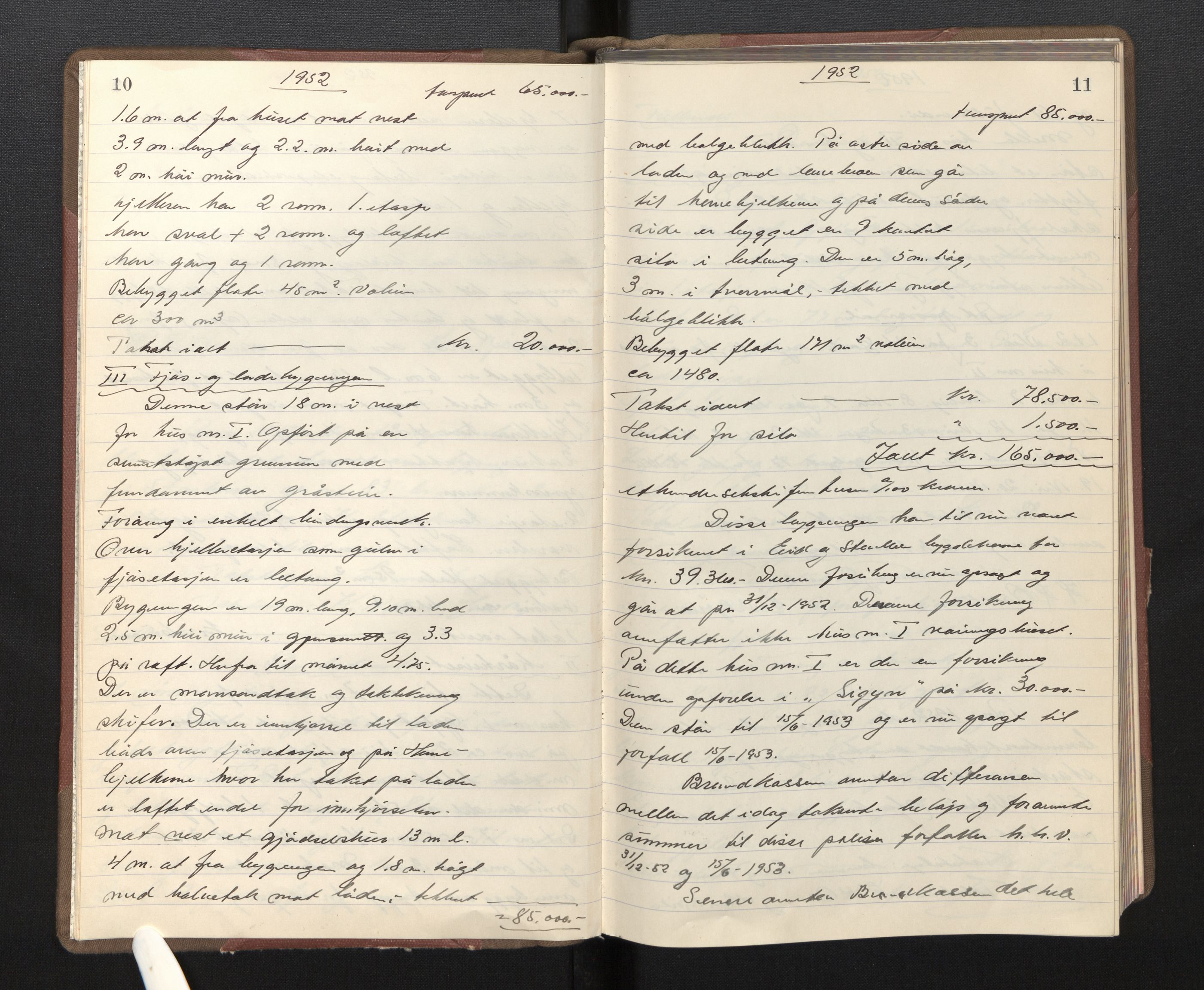 Lensmannen i Eid, AV/SAB-A-27001/0012/L0006: Branntakstprotokoll, 1952, p. 10-11
