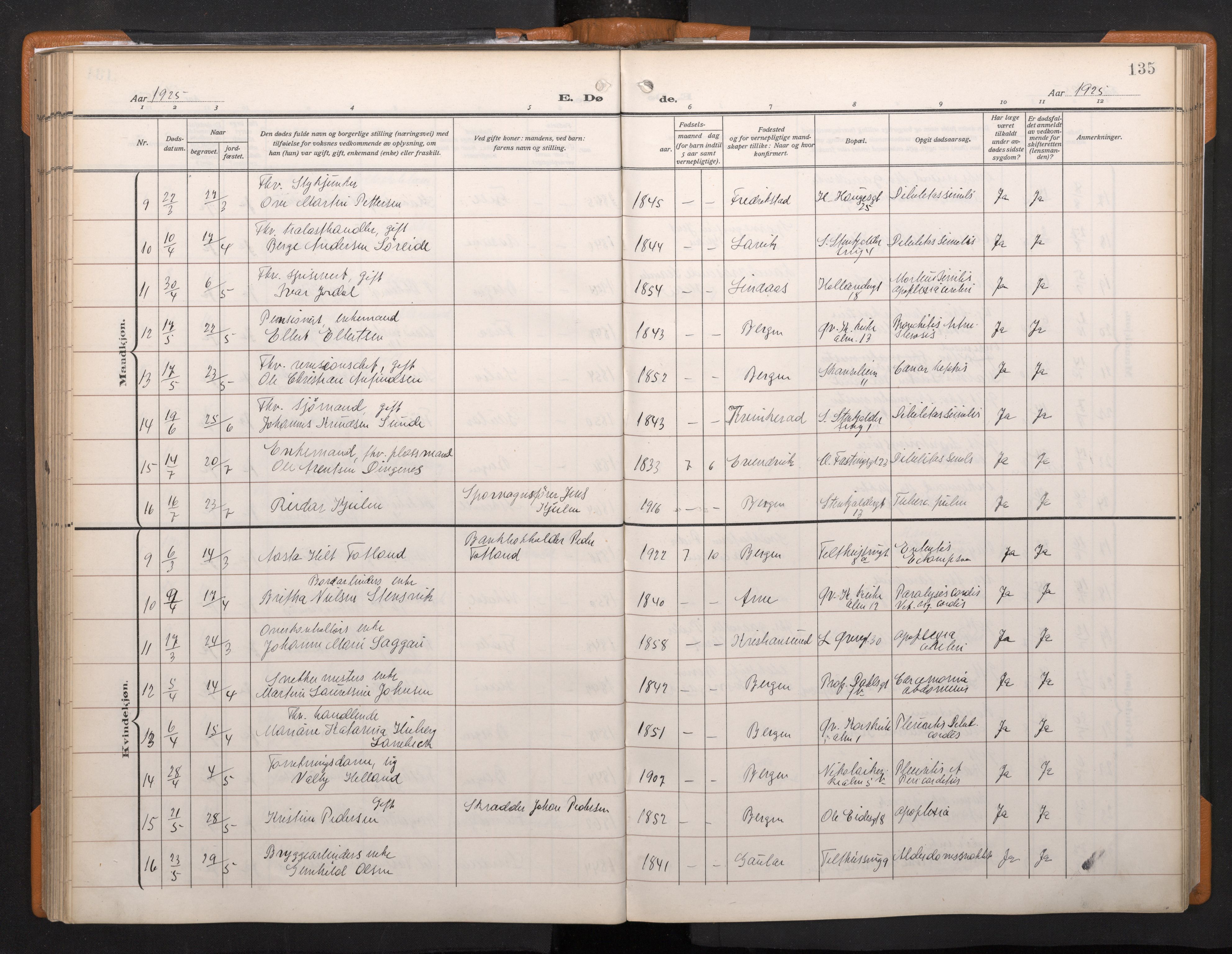 Korskirken sokneprestembete, AV/SAB-A-76101/H/Haa/L0048: Parish register (official) no. E 6, 1910-1960, p. 134b-135a