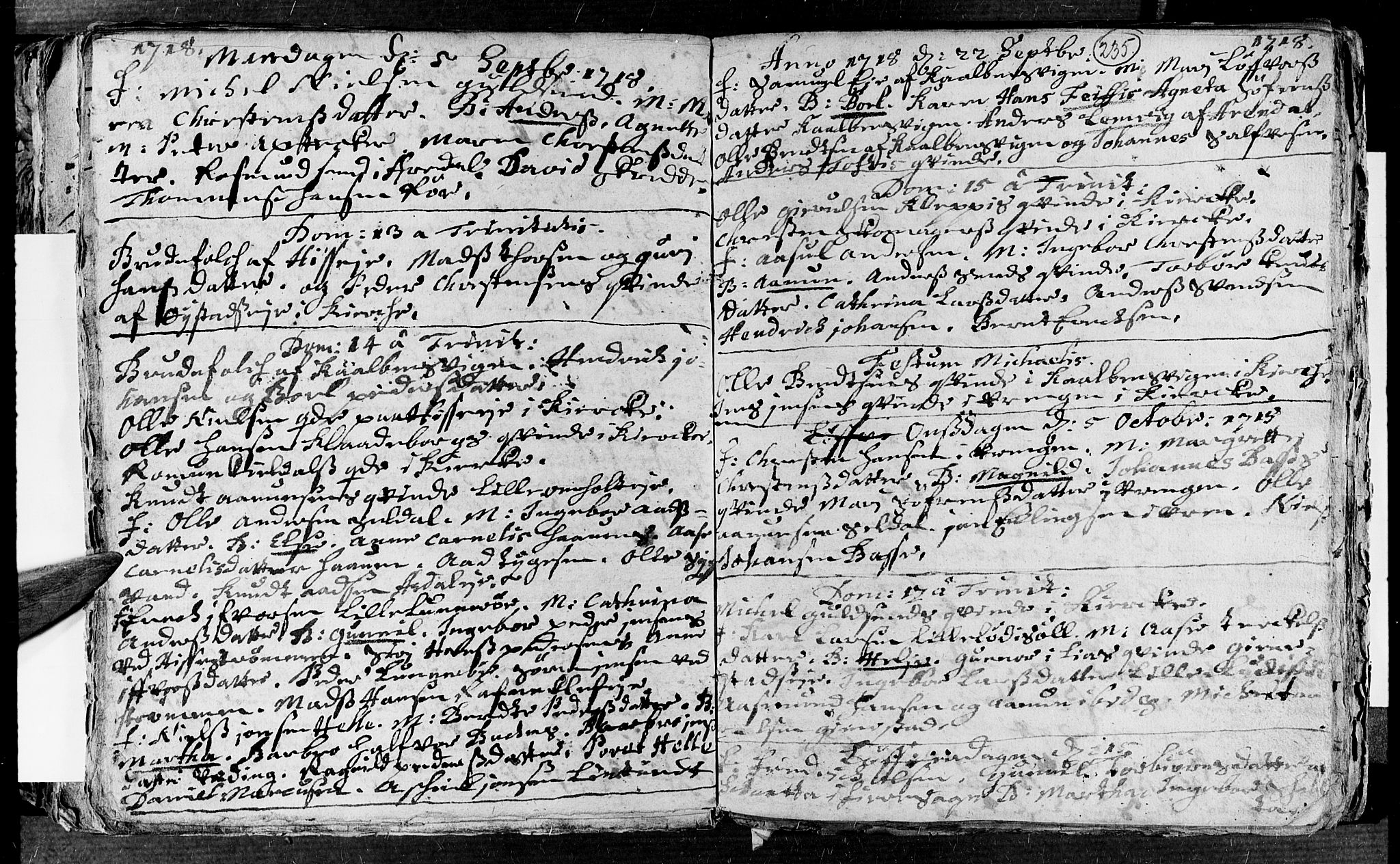 Øyestad sokneprestkontor, AV/SAK-1111-0049/F/Fa/L0002: Parish register (official) no. A 2, 1692-1722, p. 235