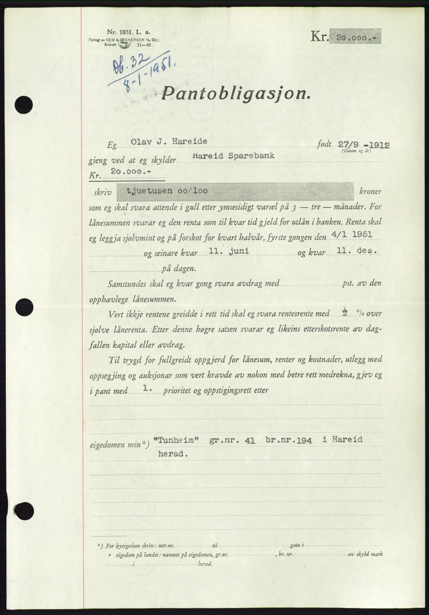 Søre Sunnmøre sorenskriveri, AV/SAT-A-4122/1/2/2C/L0119: Mortgage book no. 7B, 1950-1951, Diary no: : 32/1951