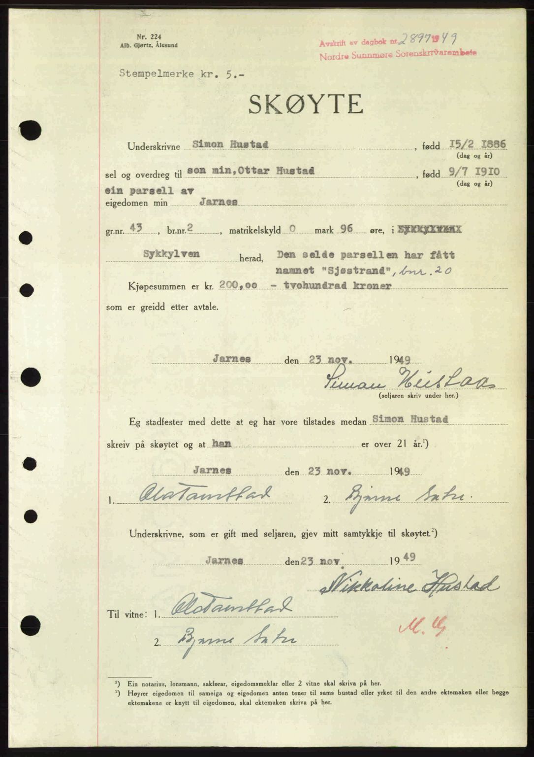 Nordre Sunnmøre sorenskriveri, AV/SAT-A-0006/1/2/2C/2Ca: Mortgage book no. A33, 1949-1950, Diary no: : 2897/1949