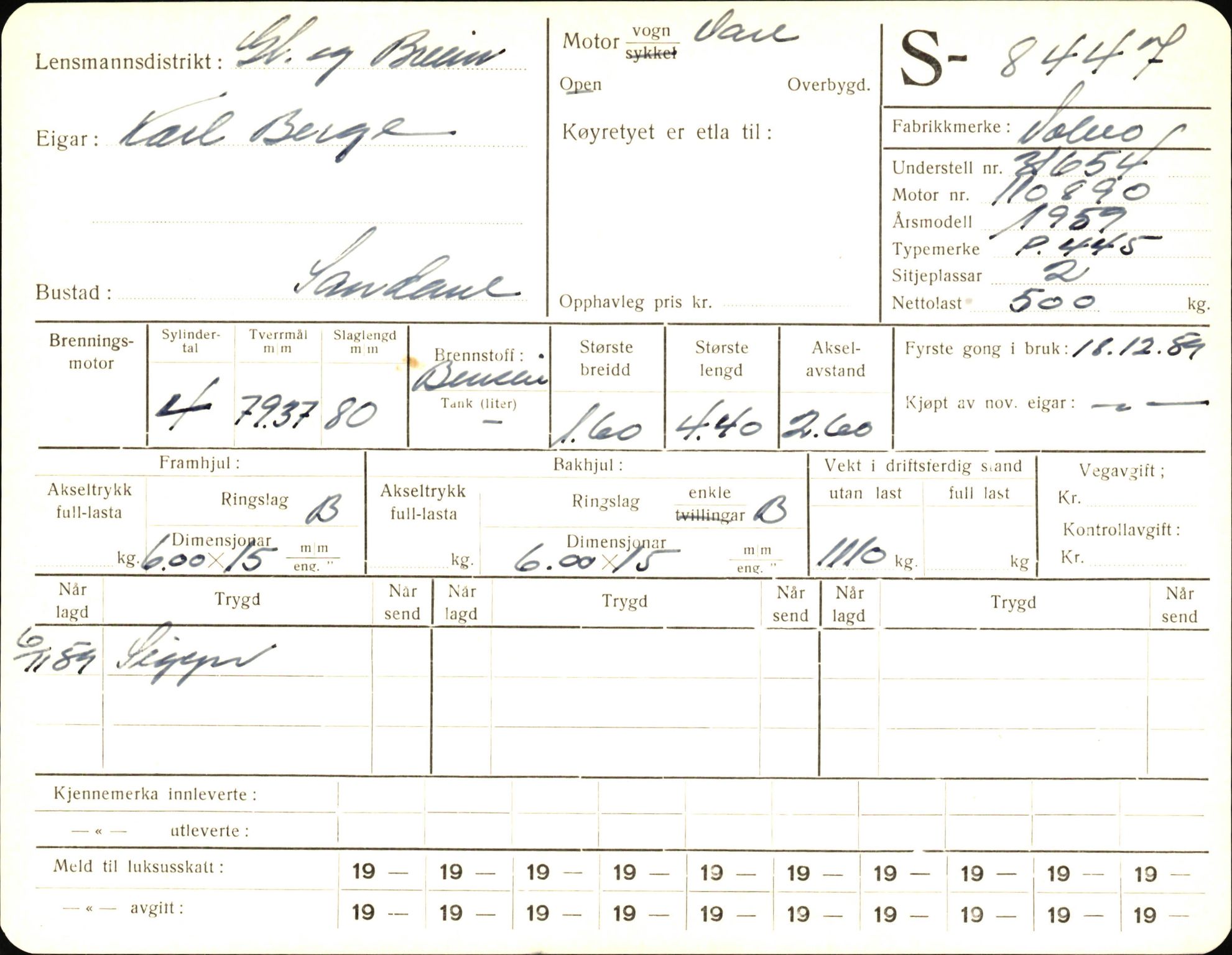 Statens vegvesen, Sogn og Fjordane vegkontor, AV/SAB-A-5301/4/F/L0006: Registerkort utmeldte Fjordane S8300-9500, 1930-1961, p. 217
