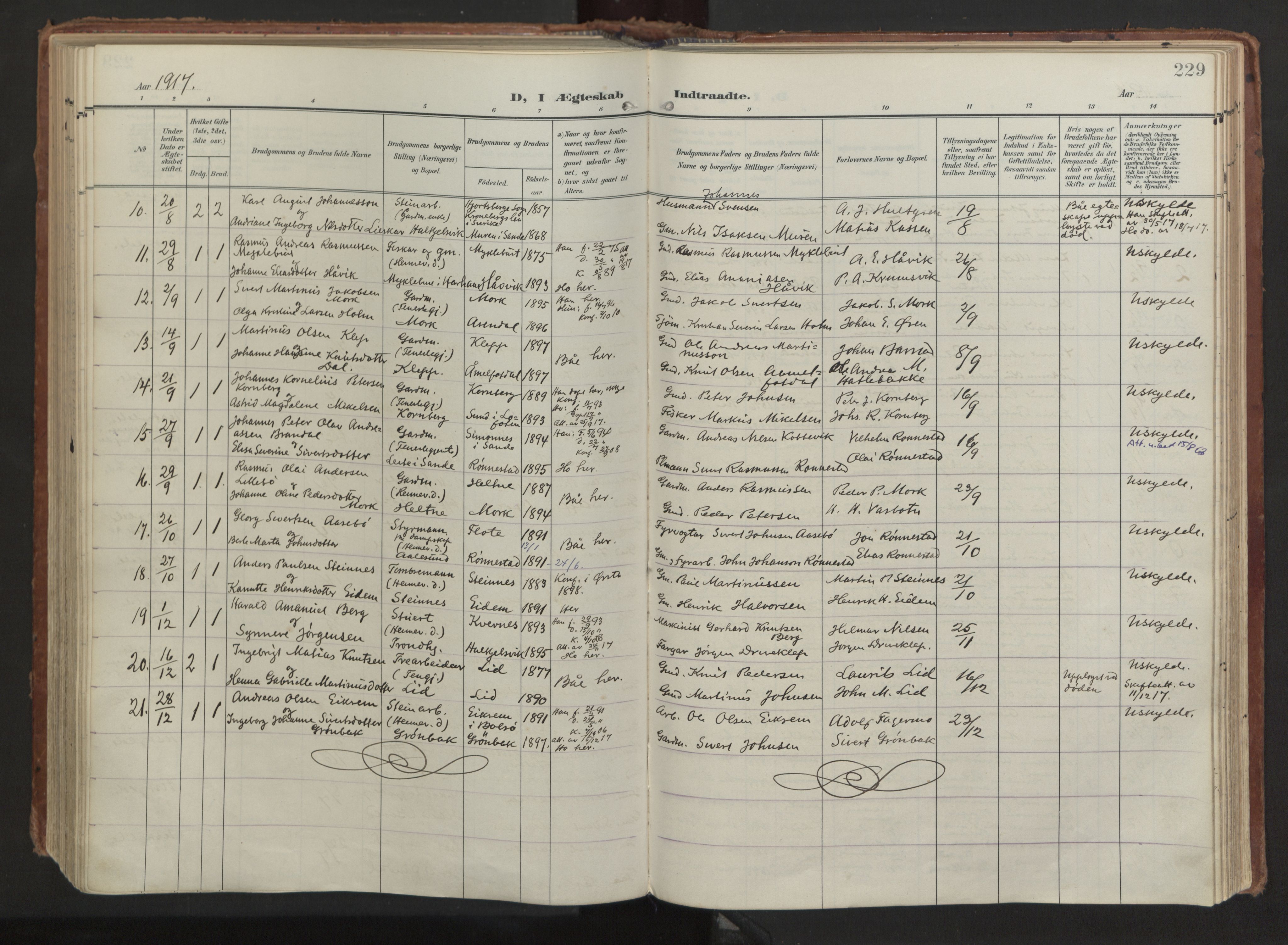 Ministerialprotokoller, klokkerbøker og fødselsregistre - Møre og Romsdal, AV/SAT-A-1454/511/L0144: Parish register (official) no. 511A11, 1906-1923, p. 229