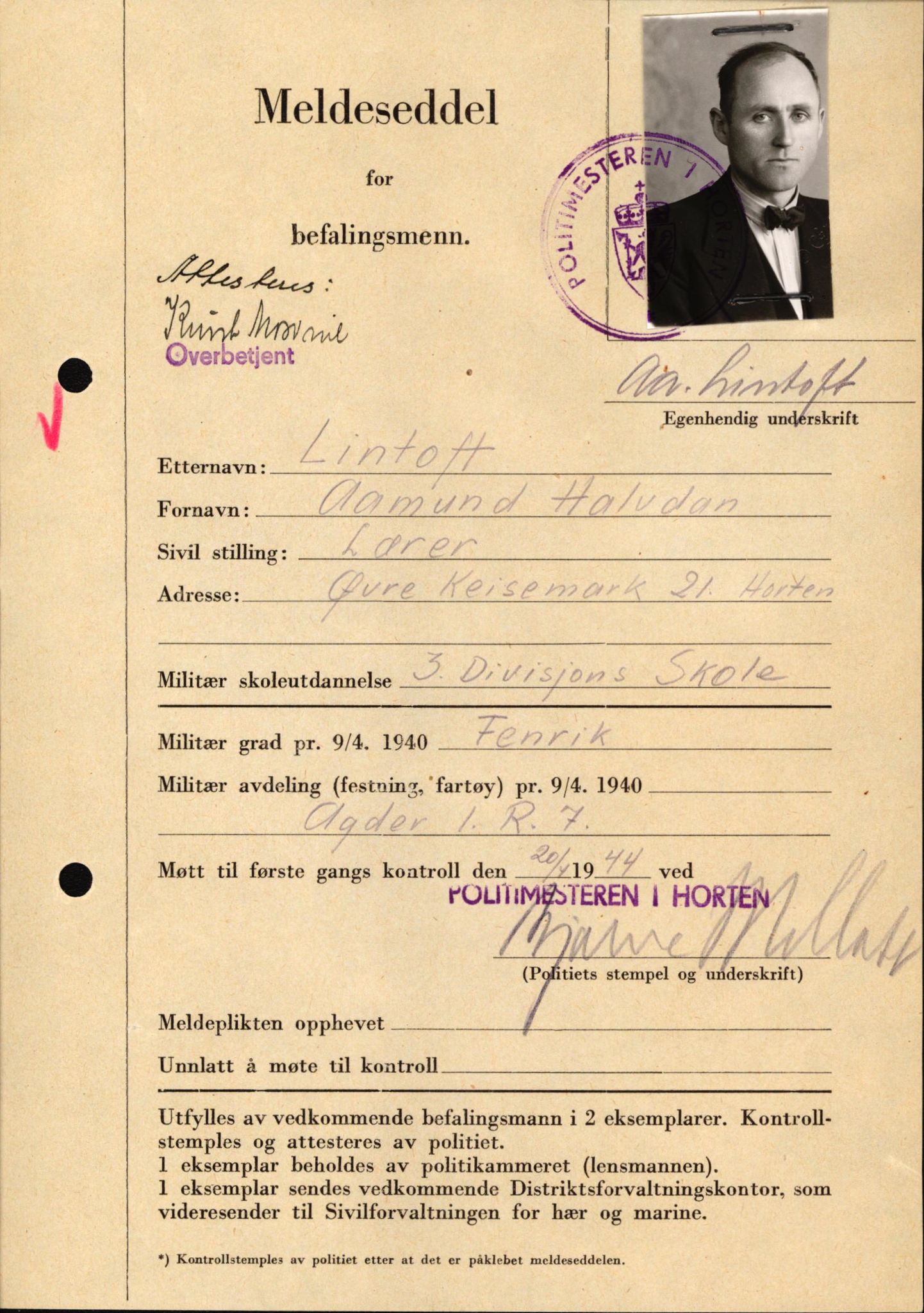 Forsvaret, Forsvarets krigshistoriske avdeling, AV/RA-RAFA-2017/Y/Yf/L0209: II-C-11-2121  -  Okkupasjonstiden.  Meldesedler for befal med foto og oppl. om militær grad 9. apr. 1940., 1944-1945, p. 103