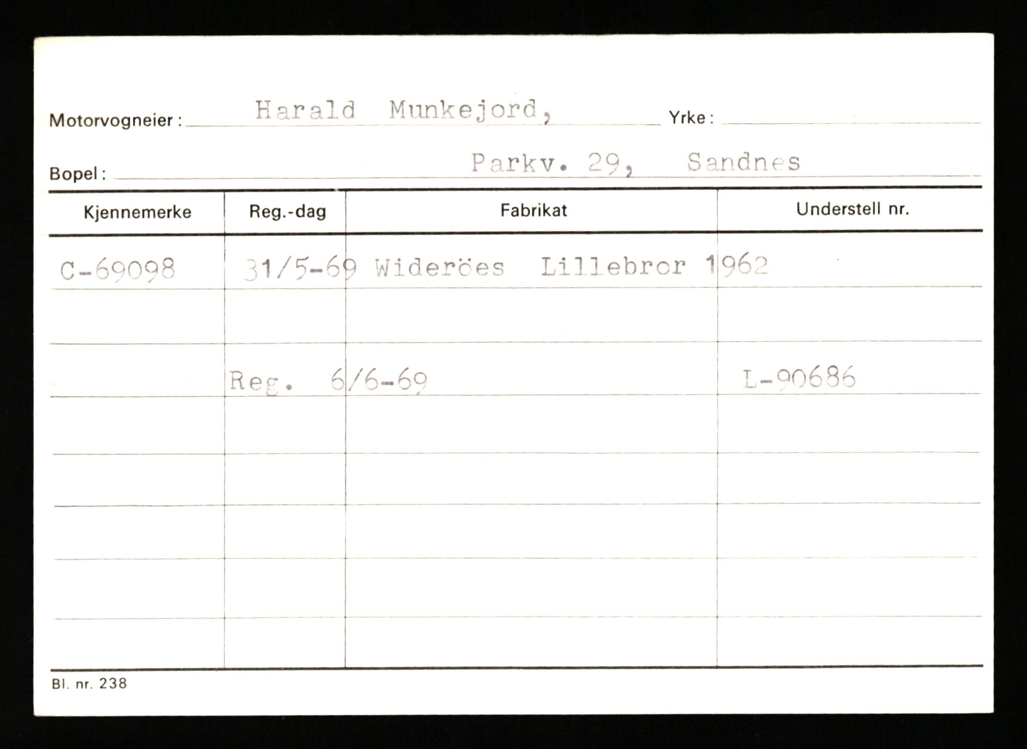 Stavanger trafikkstasjon, AV/SAST-A-101942/0/G/L0008: Registreringsnummer: 67519 - 84533, 1930-1971, p. 163