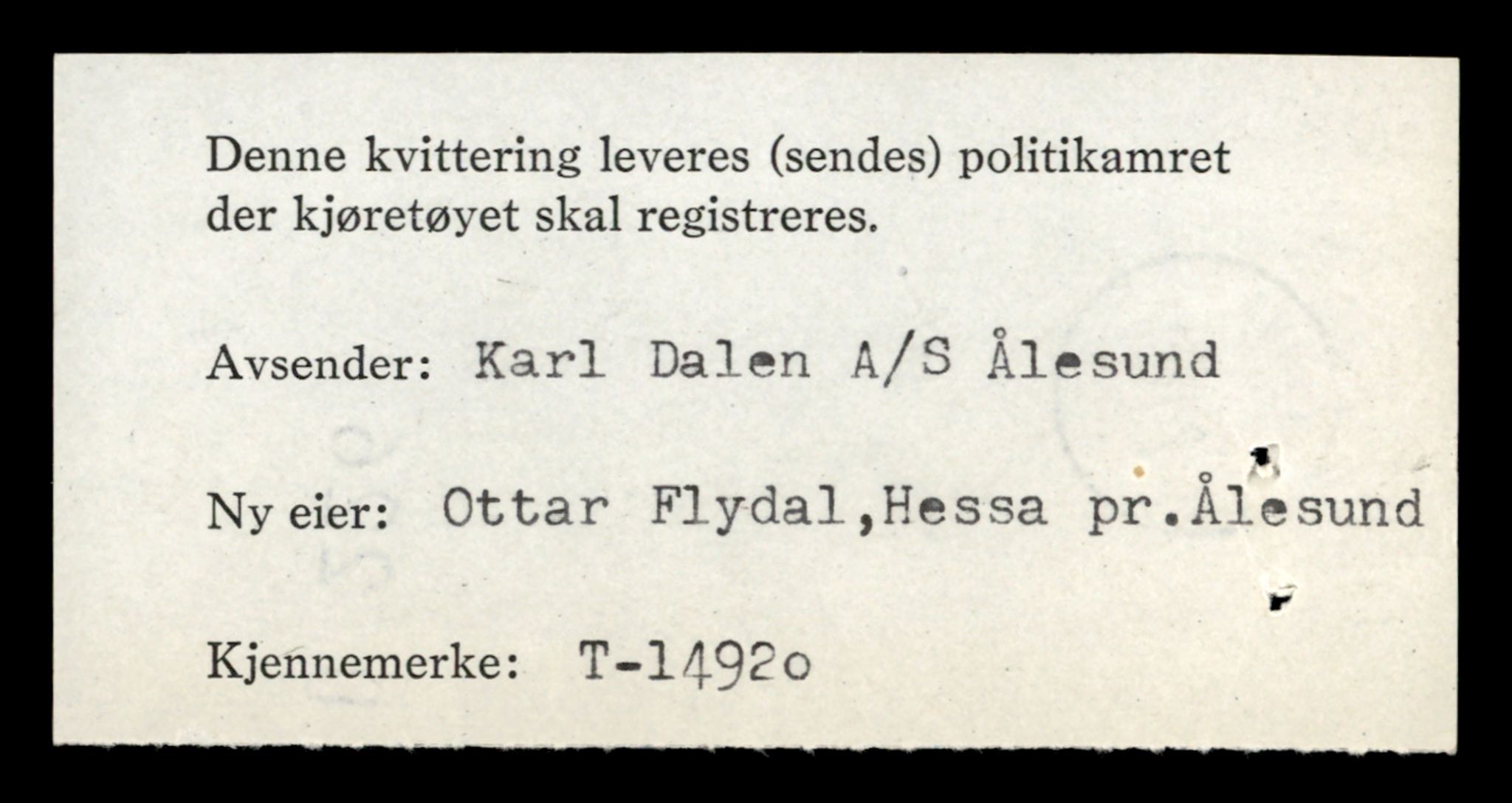Møre og Romsdal vegkontor - Ålesund trafikkstasjon, SAT/A-4099/F/Fe/L0049: Registreringskort for kjøretøy T 14864 - T 18613, 1927-1998, p. 1276